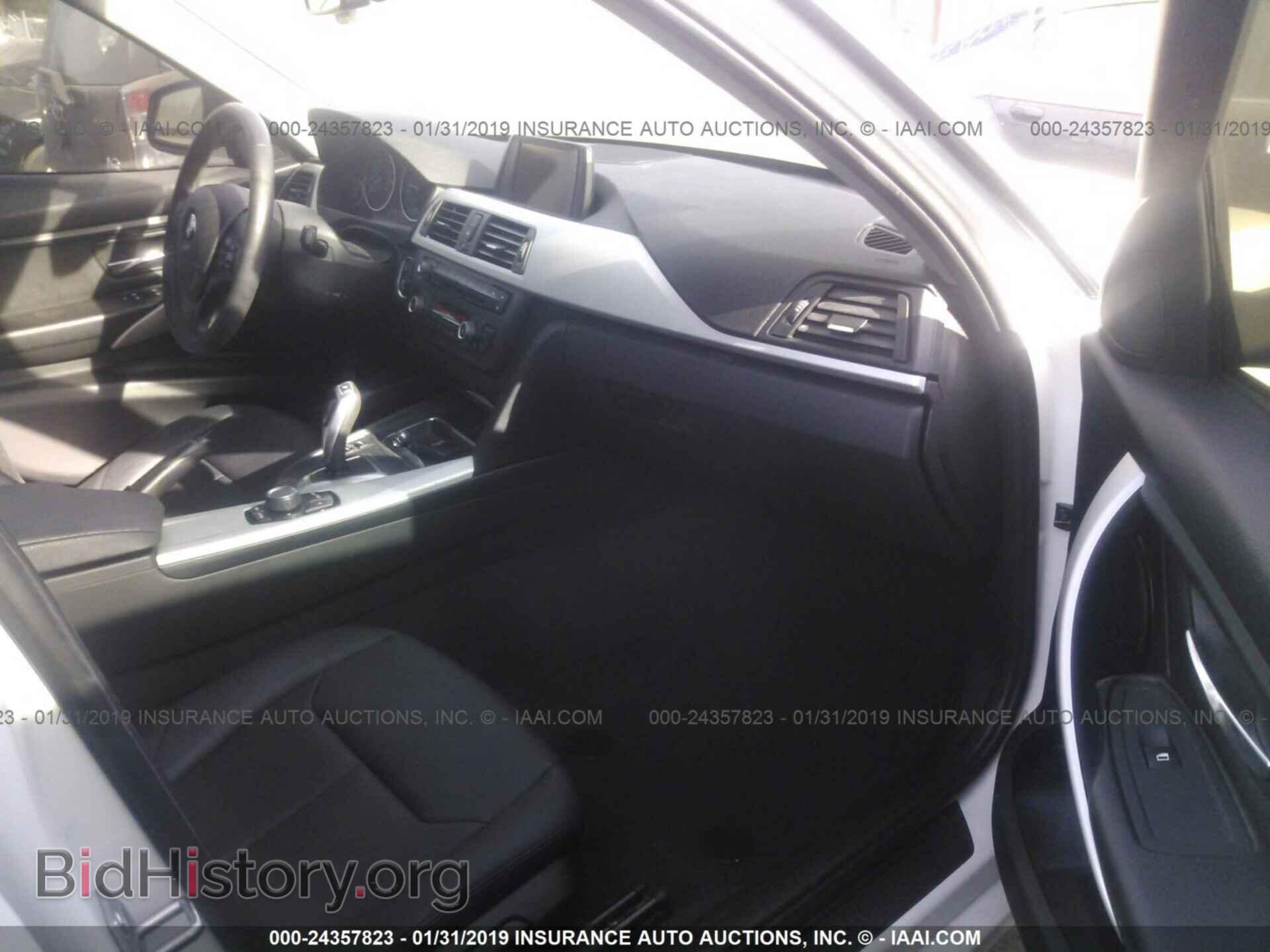 2013 BMW 328 - VIN: WBA3C1G53DNR44229 - Фото 5
