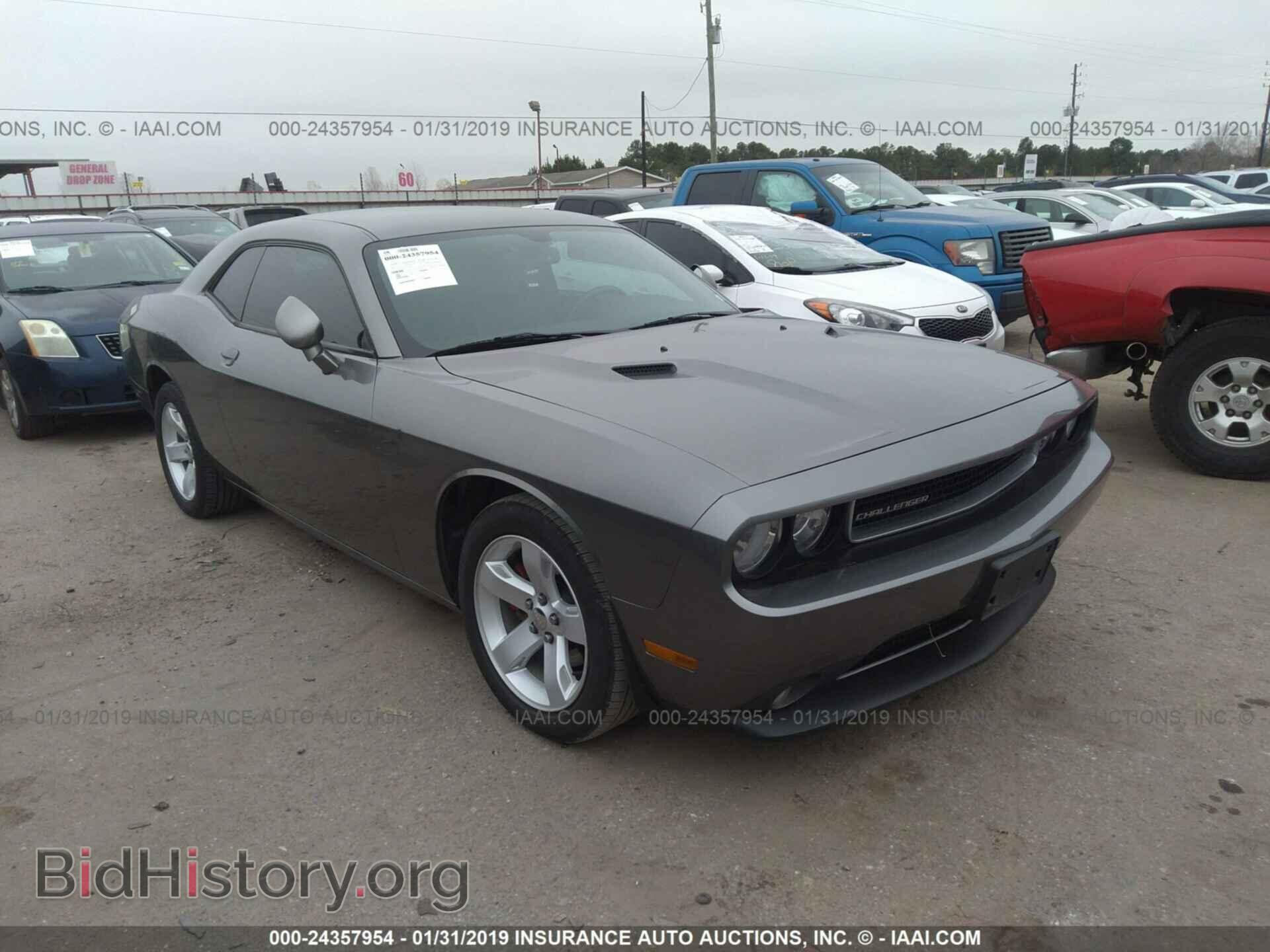 Photo 2C3CDYAG7CH128056 - DODGE CHALLENGER 2012
