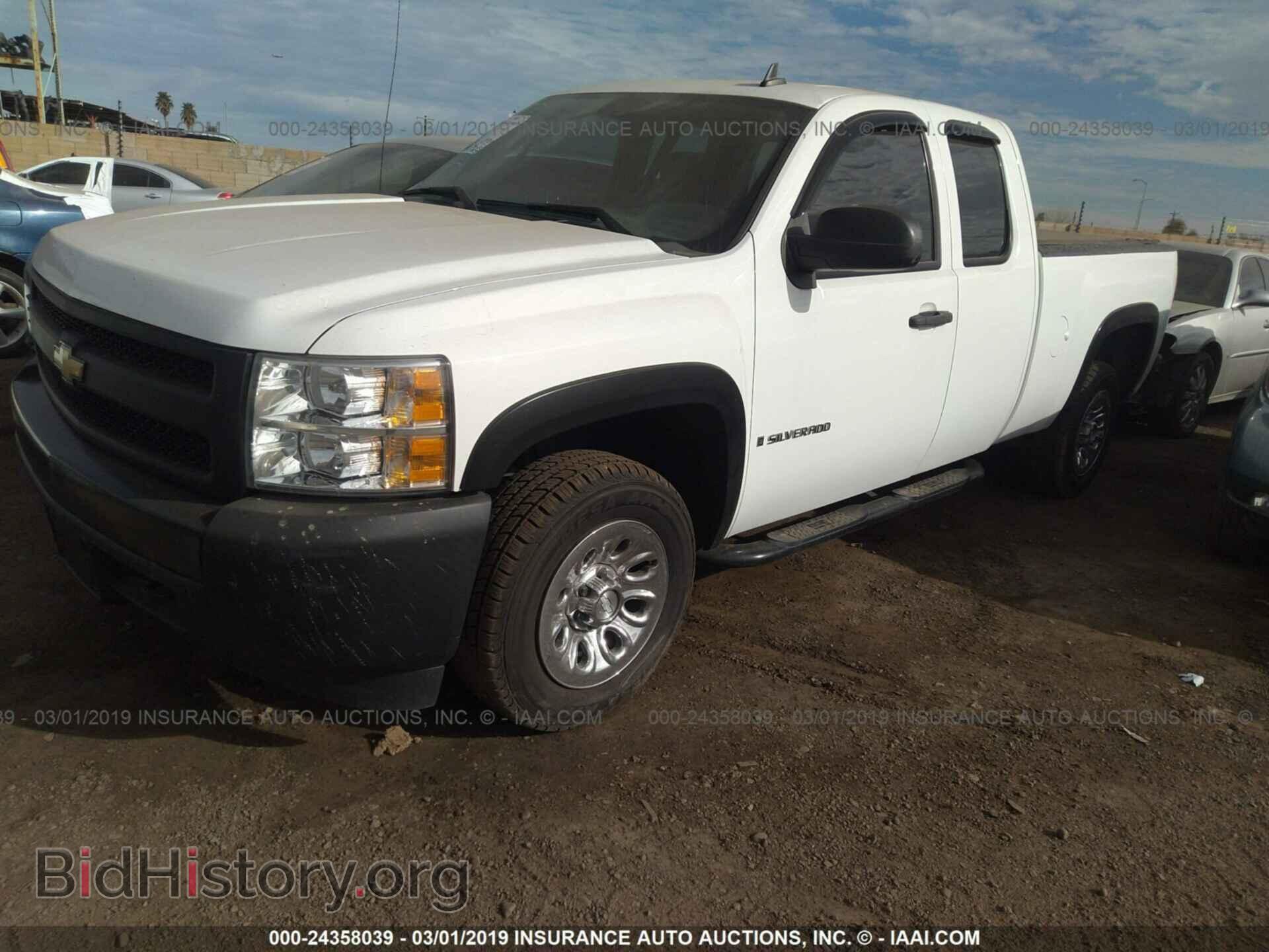 2008 CHEVROLET SILVERADO - VIN: 1GCEC19XX8Z313504 - Фото 2