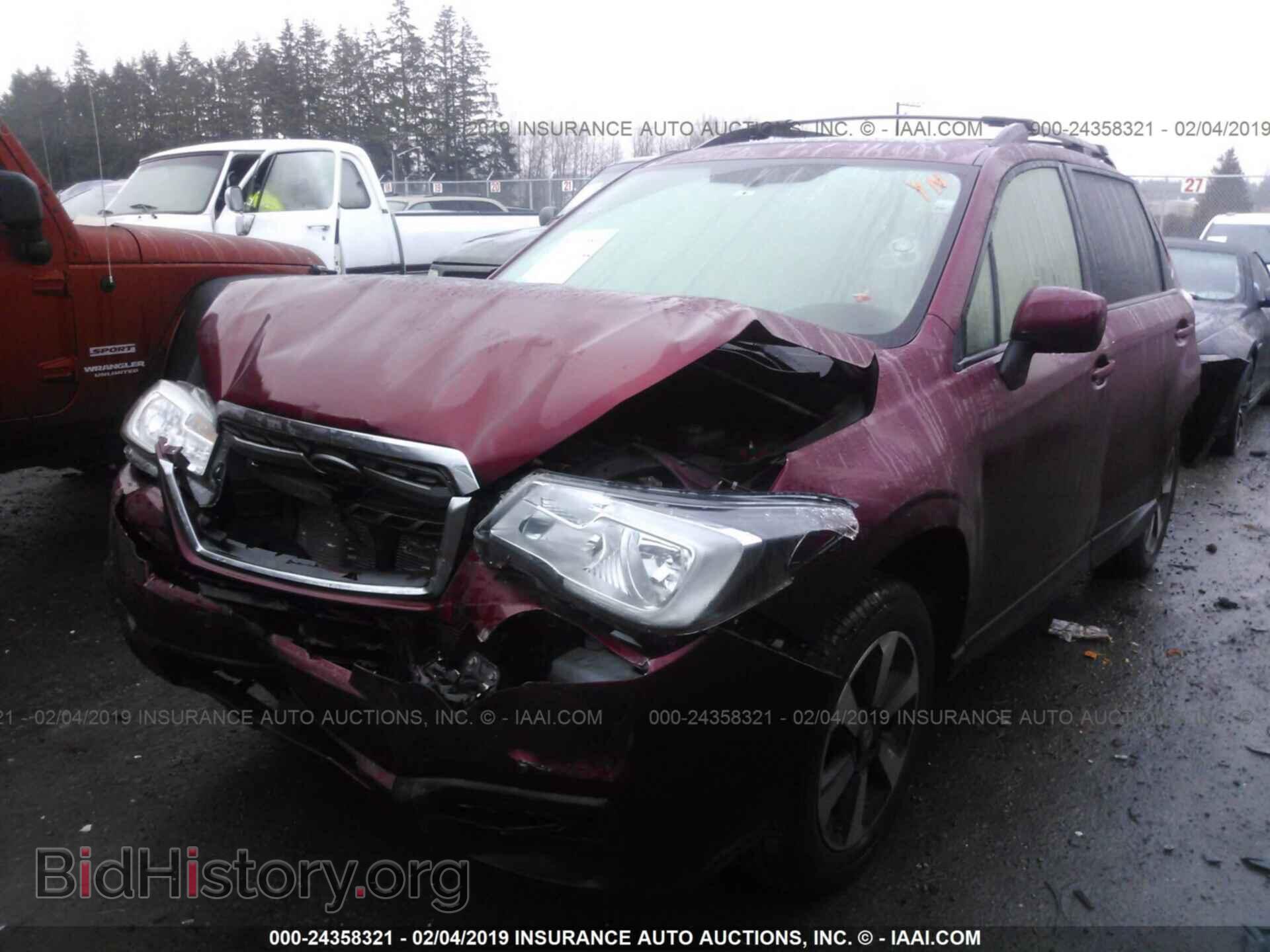 2017 SUBARU FORESTER - VIN: JF2SJAECXHH521501 - Фото 2