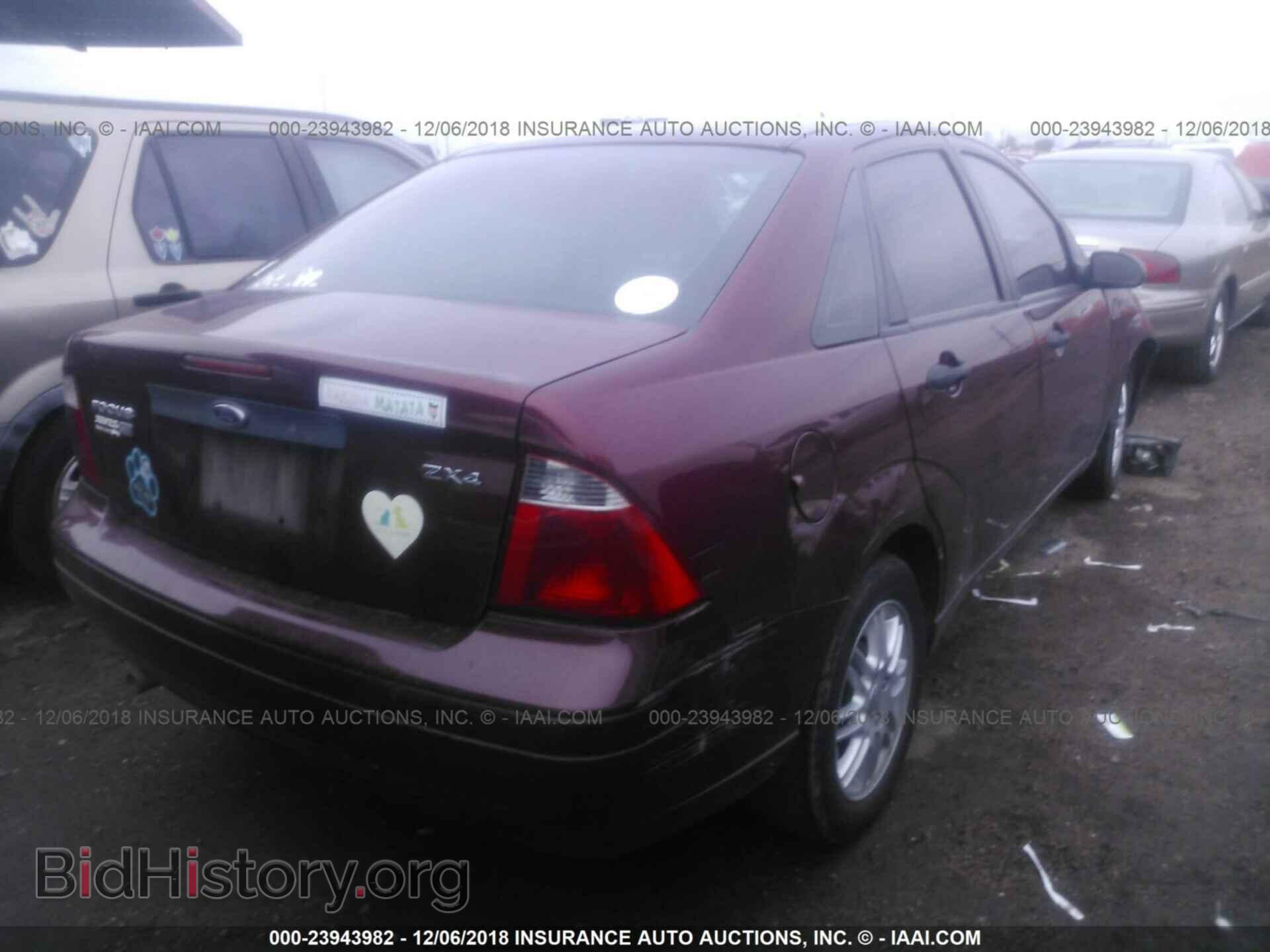 2006 FORD FOCUS - VIN: 1FAFP34N76W133718 - Фото 4