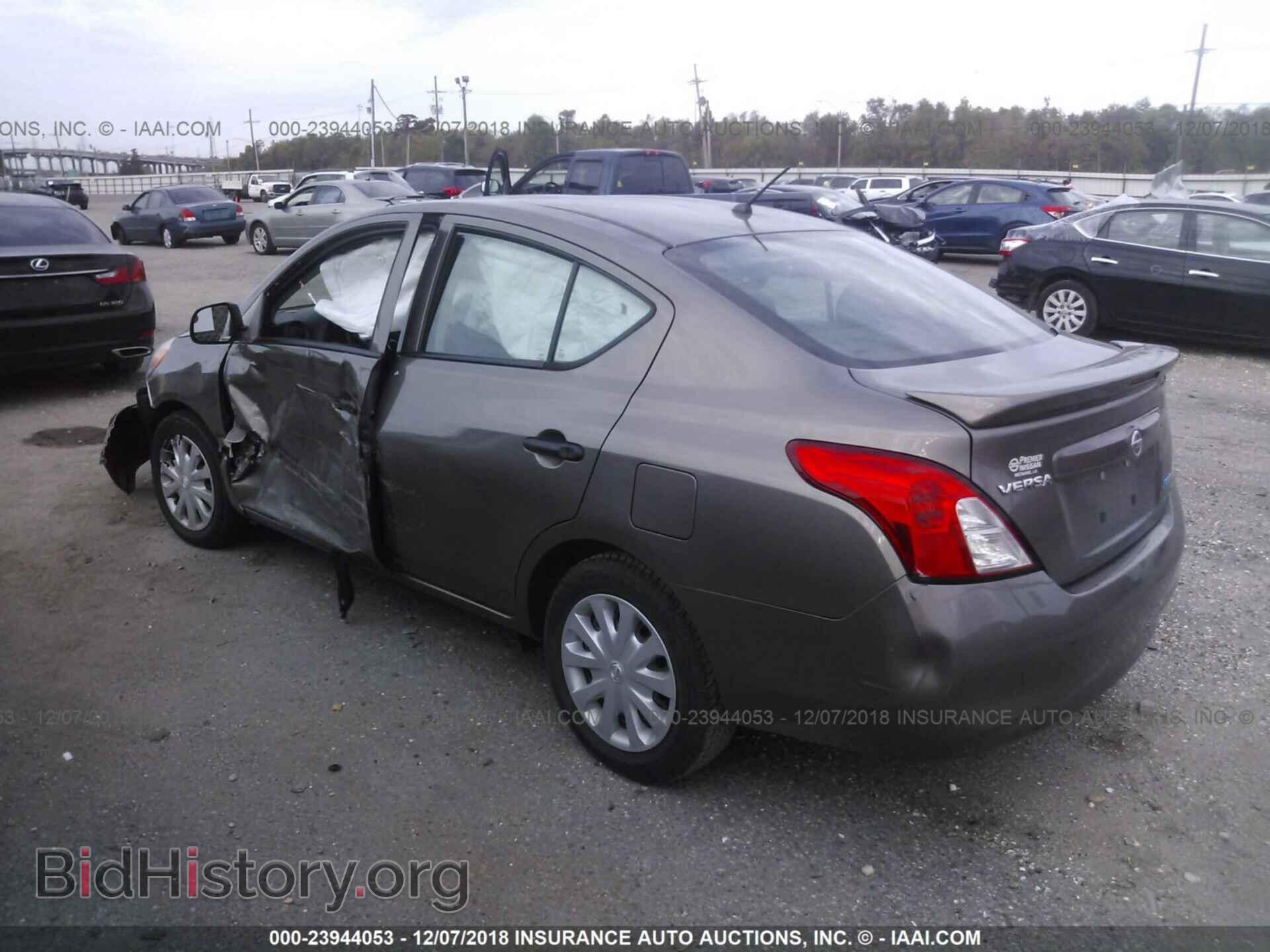 2014 NISSAN VERSA - VIN: 3N1CN7AP7EL863765 - Фото 3