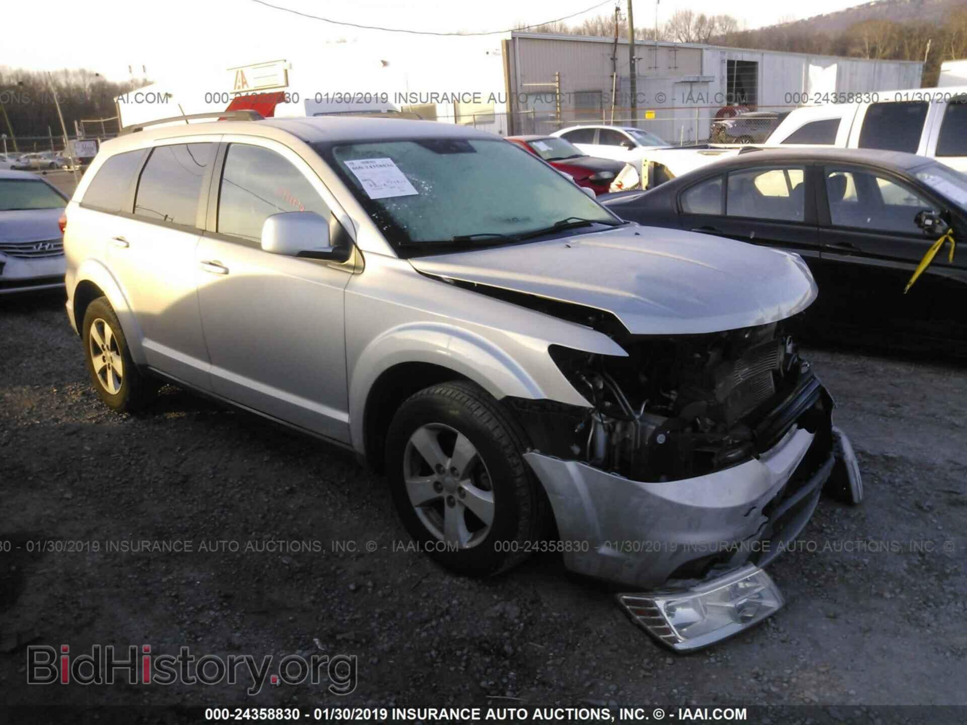 Фотография 3D4PG1FG5BT562005 - DODGE JOURNEY 2011