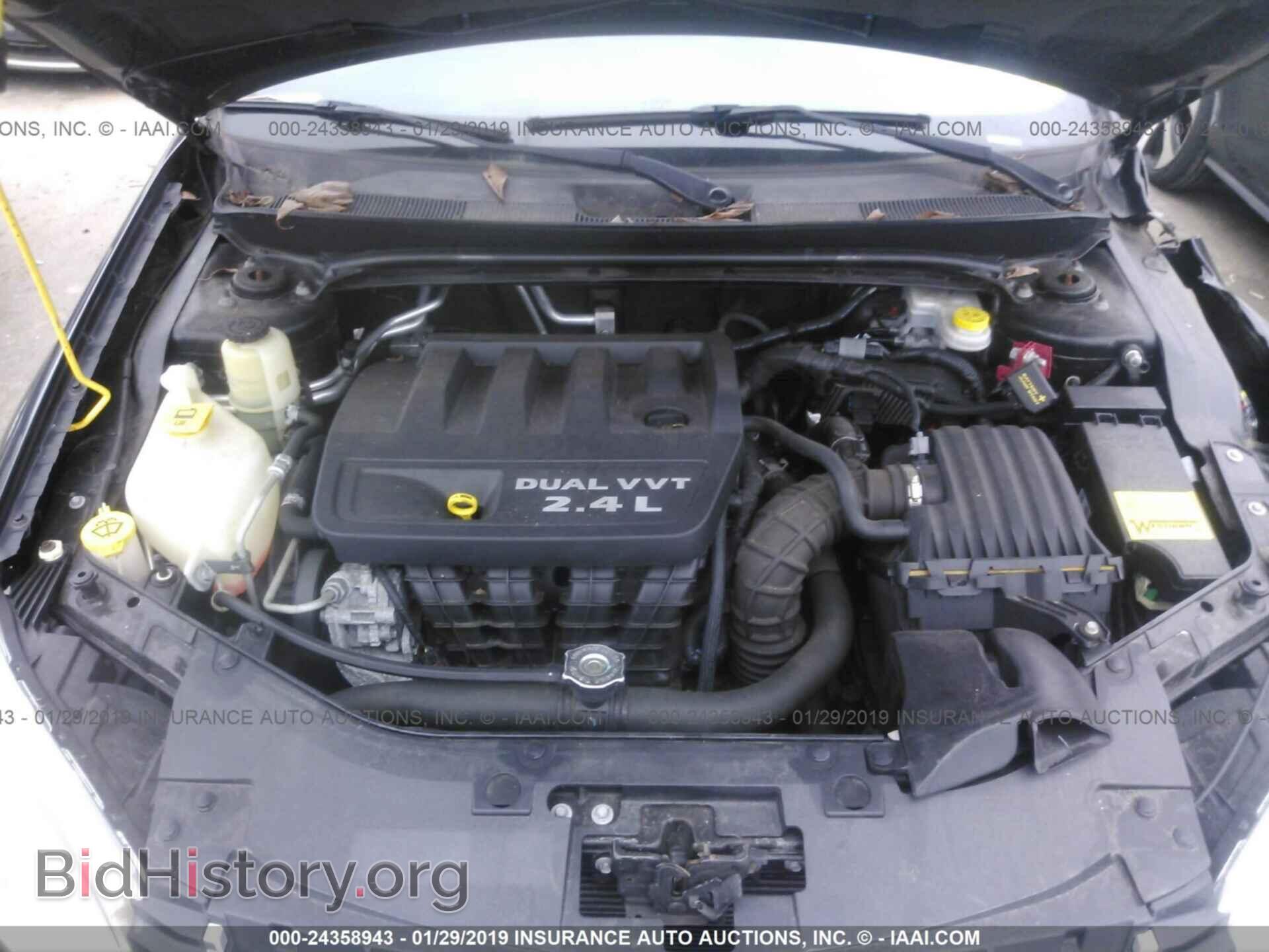 2011 CHRYSLER 200 - VIN: 1C3BC2FB7BN600190 - Фото 10