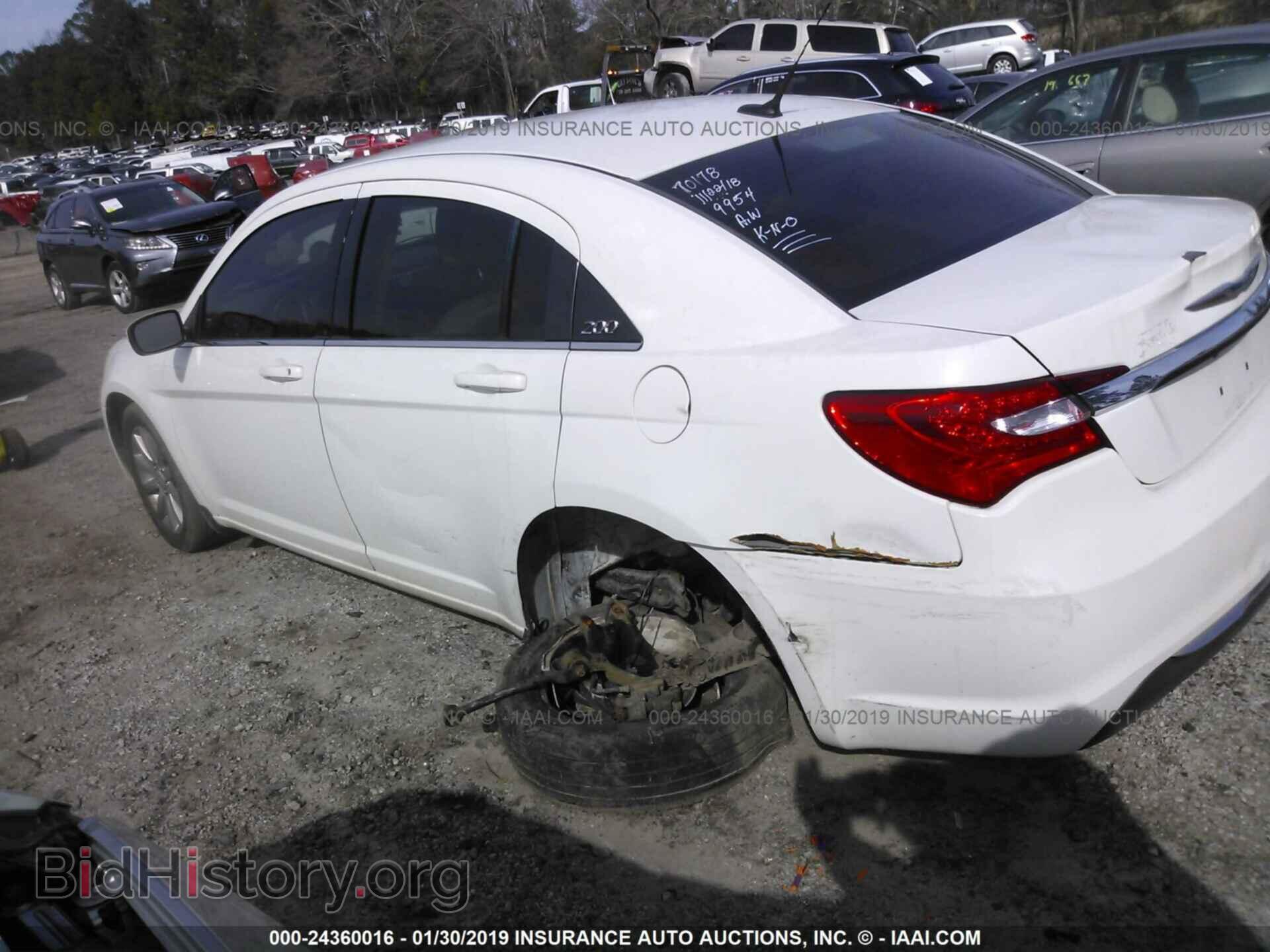 2011 CHRYSLER 200 - VIN: 1C3BC1FG5BN519954 - Фото 3