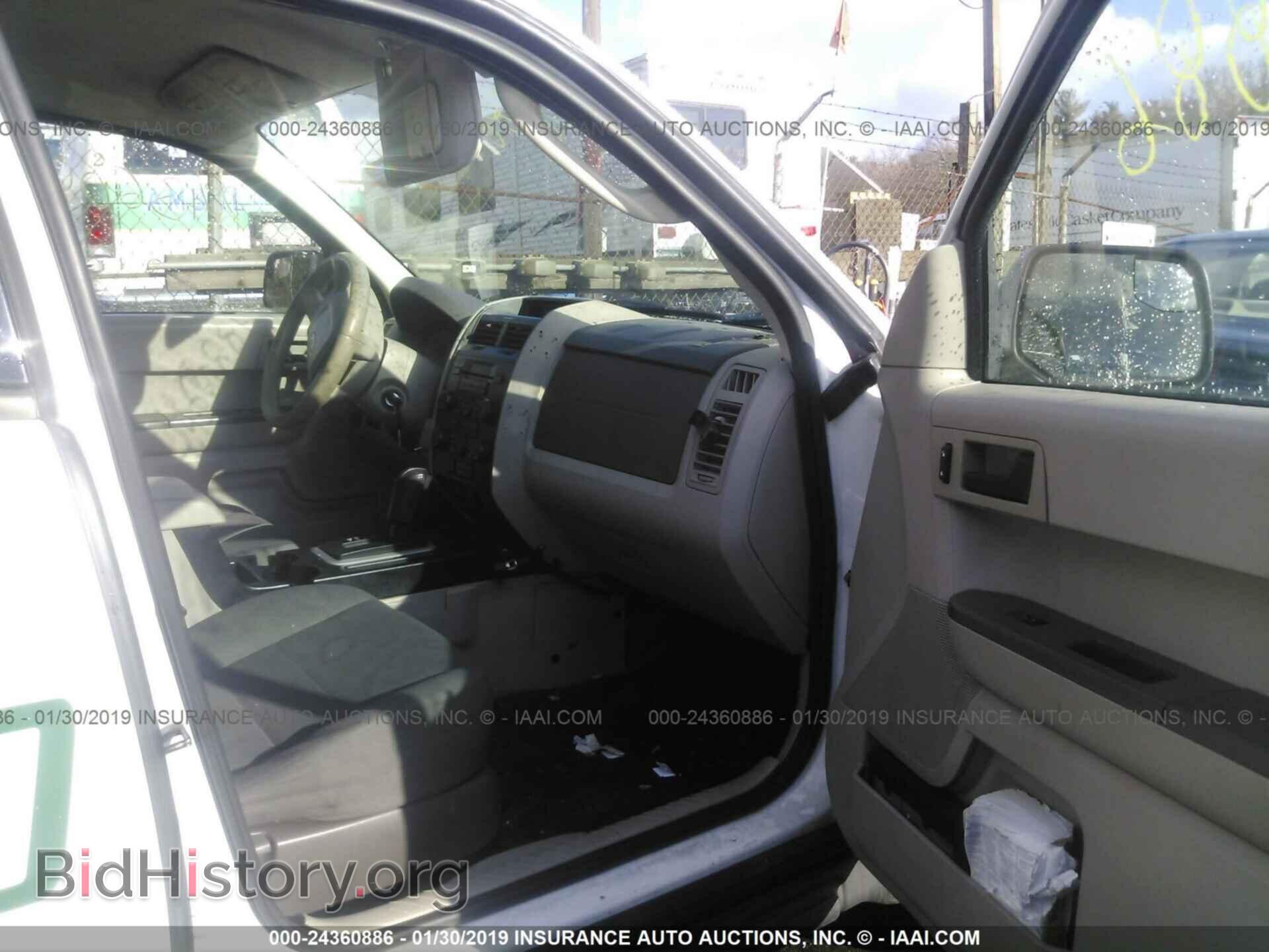 2012 FORD ESCAPE - VIN: 1FMCU0C73CKA51040 - Photo 5