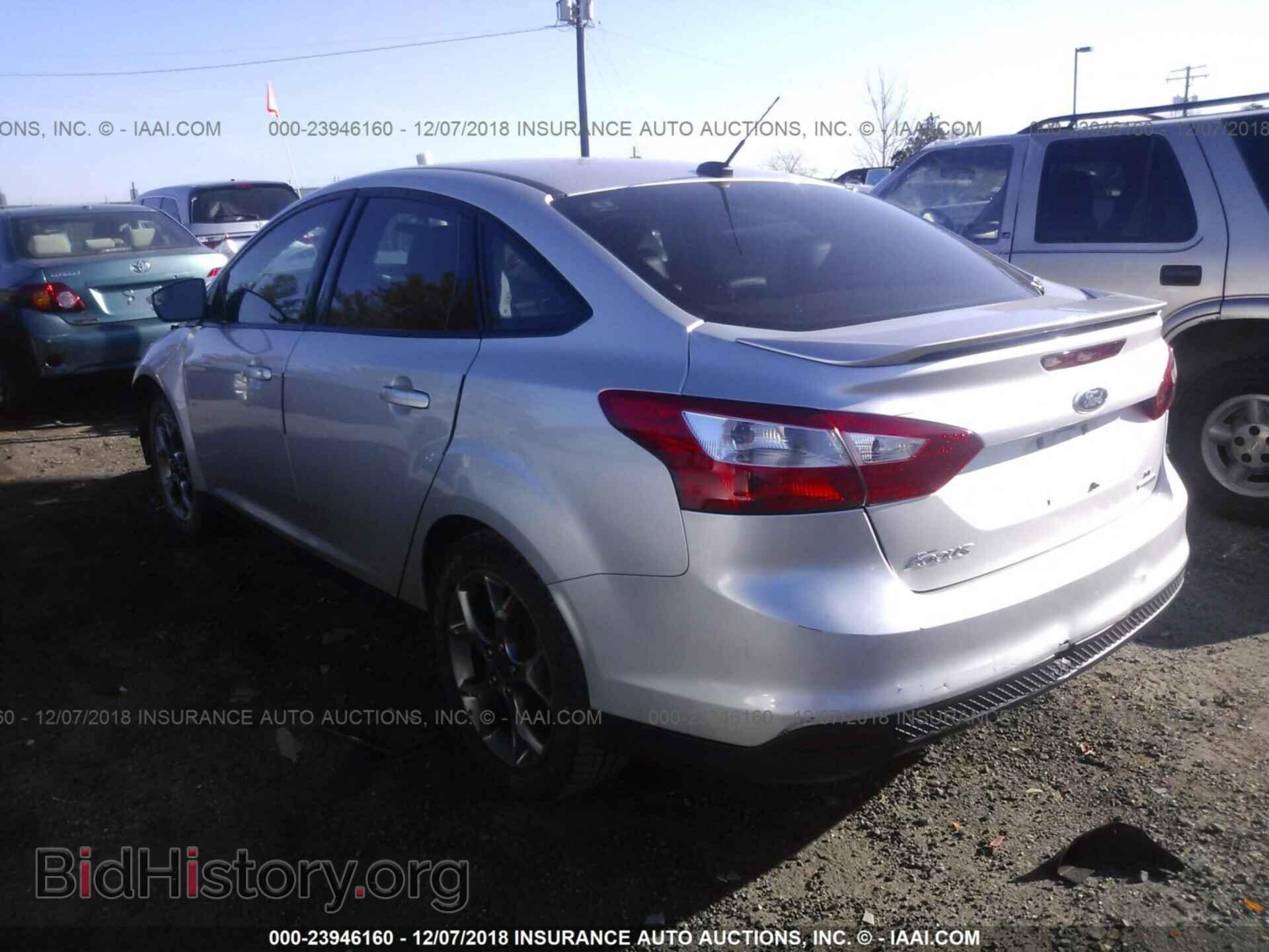 2014 FORD FOCUS - VIN: 1FADP3F2XEL415121 - Фото 3