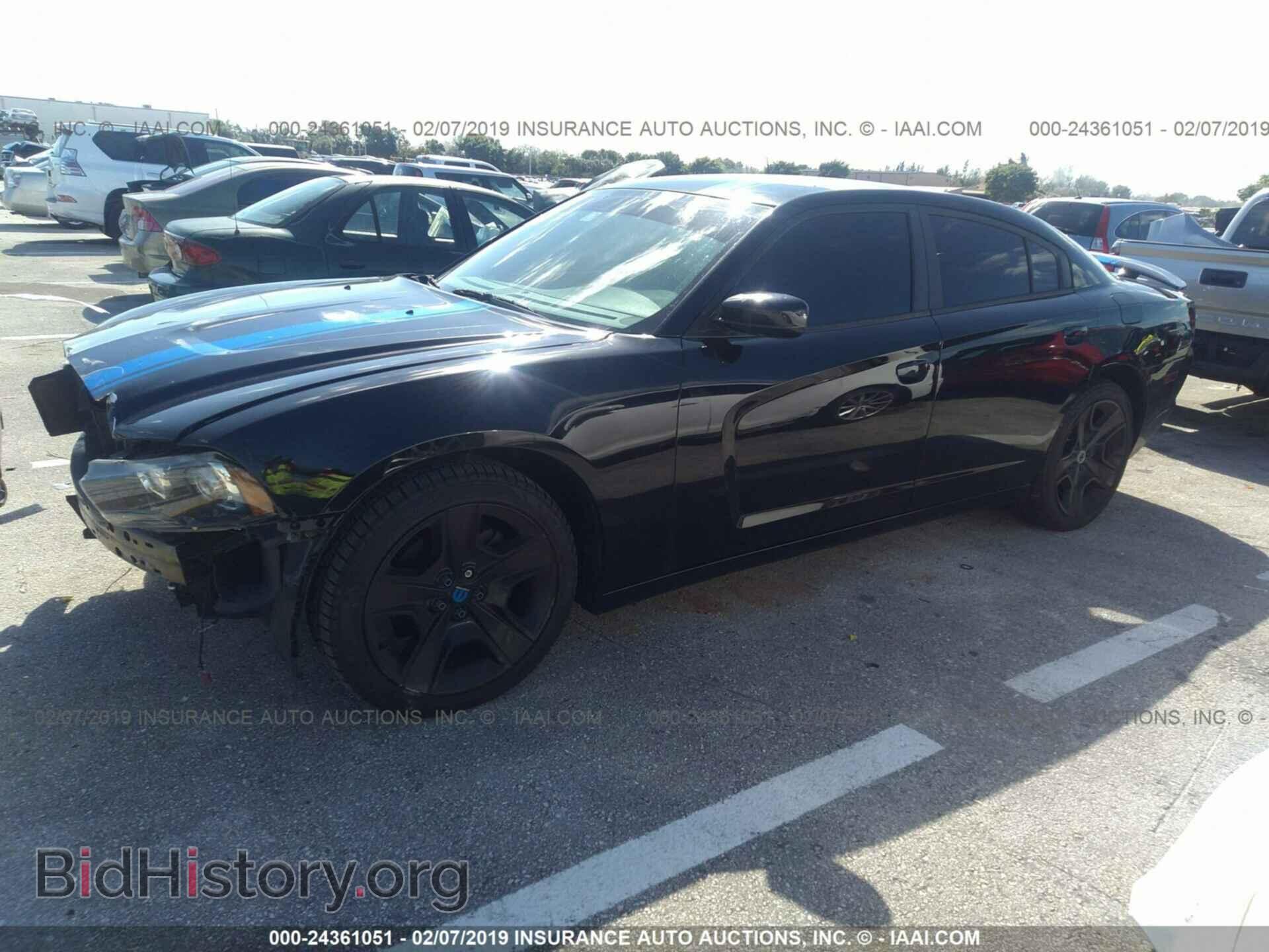 2011 DODGE CHARGER - VIN: 2B3CL5CT3BH615584 - Фото 2
