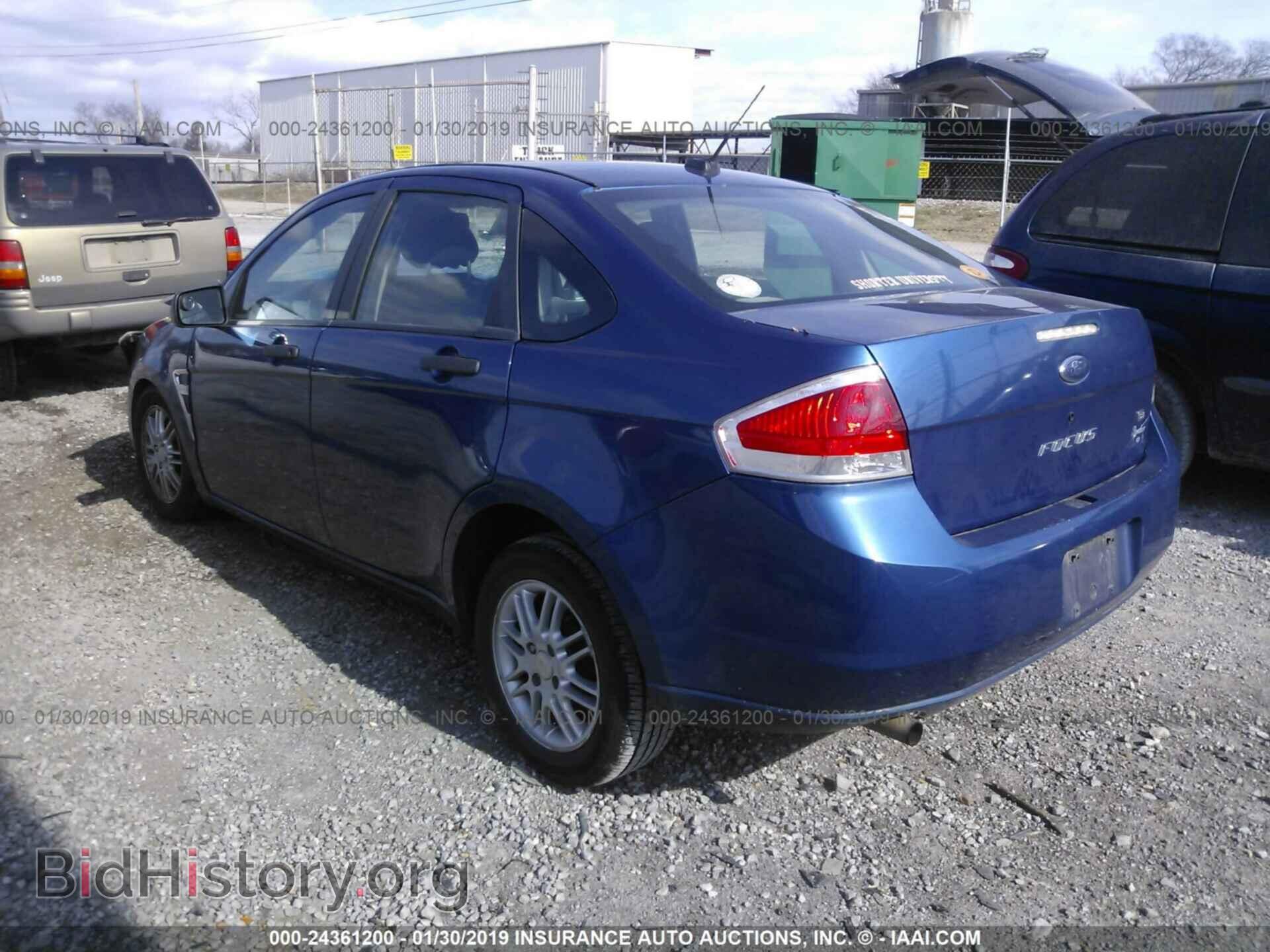 2008 FORD FOCUS - VIN: 1FAHP35N58W152424 - Фото 3