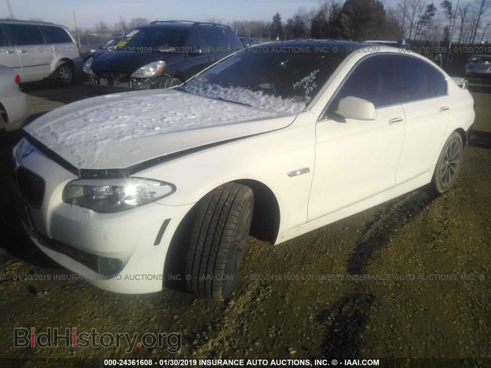 2013 BMW 528 - VIN: WBAXH5C59DD107622 - Фото 2