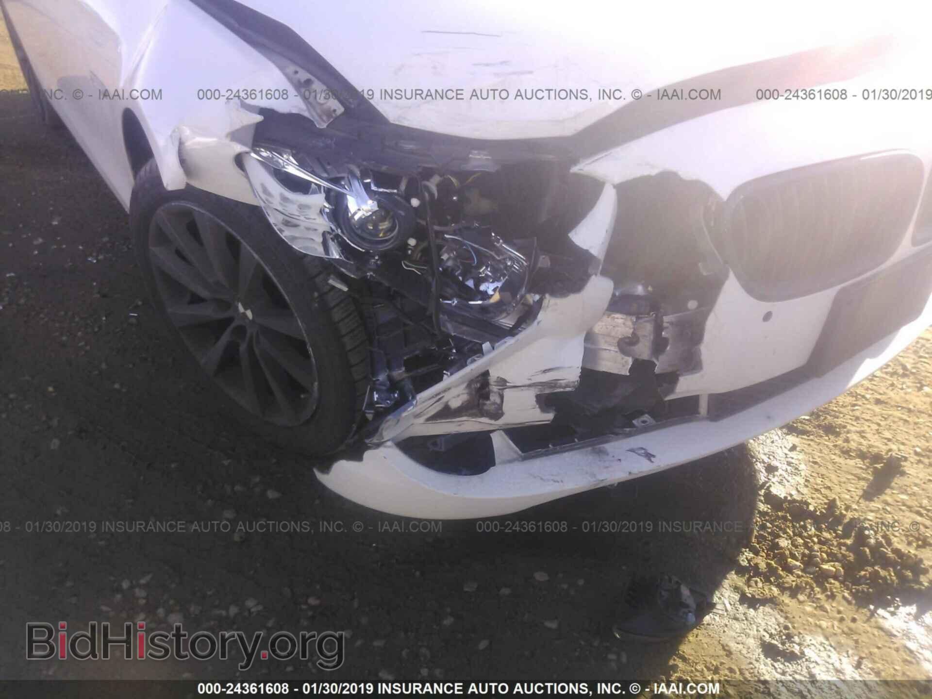 2013 BMW 528 - VIN: WBAXH5C59DD107622 - Фото 6