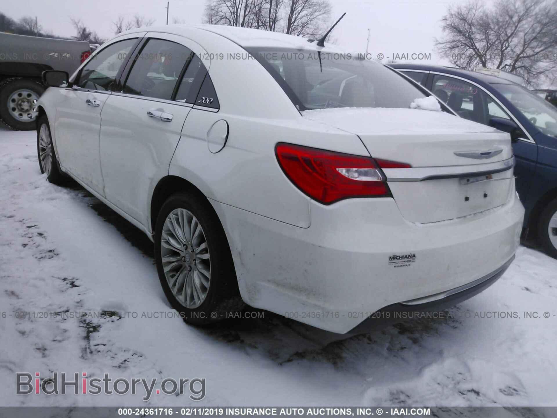 2012 CHRYSLER 200 - VIN: 1C3CCBCB3CN257730 - Фото 3