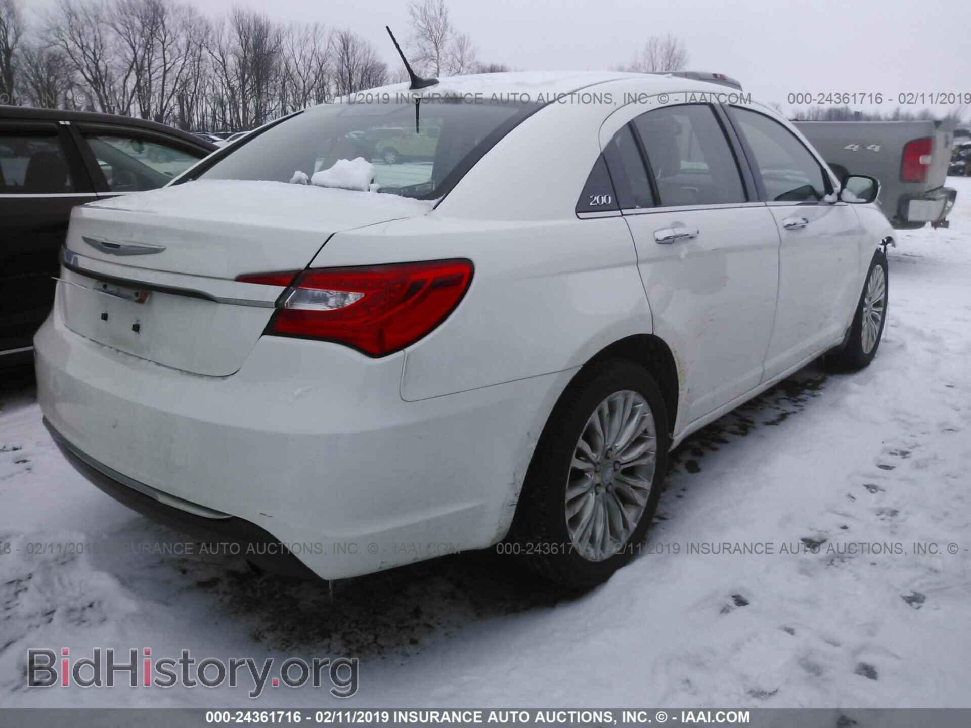 2012 CHRYSLER 200 - VIN: 1C3CCBCB3CN257730 - Фото 4