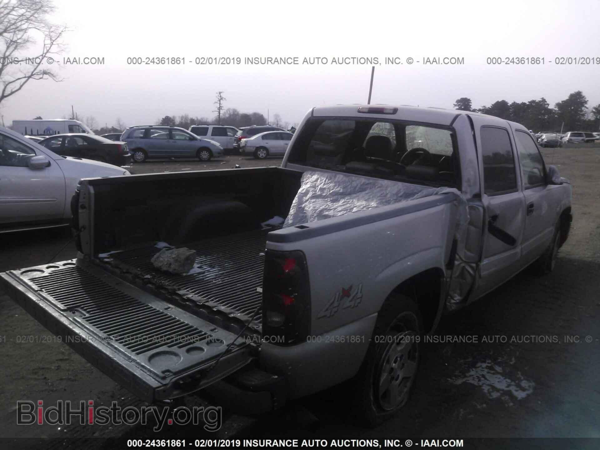 2005 CHEVROLET SILVERADO - VIN: 2GCEK13T751115881 - Фото 4