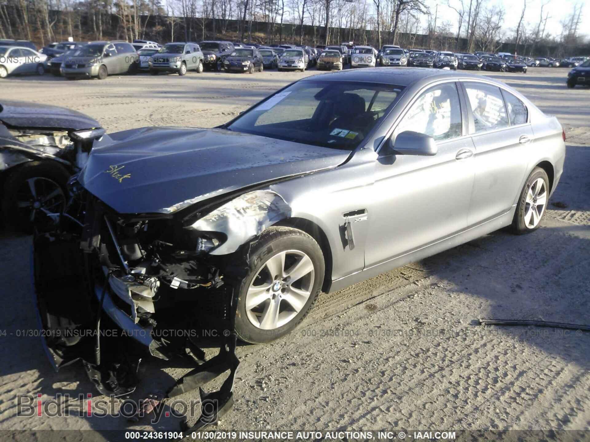 2012 BMW 528 - VIN: WBAXH5C54CDW06150 - Фото 2