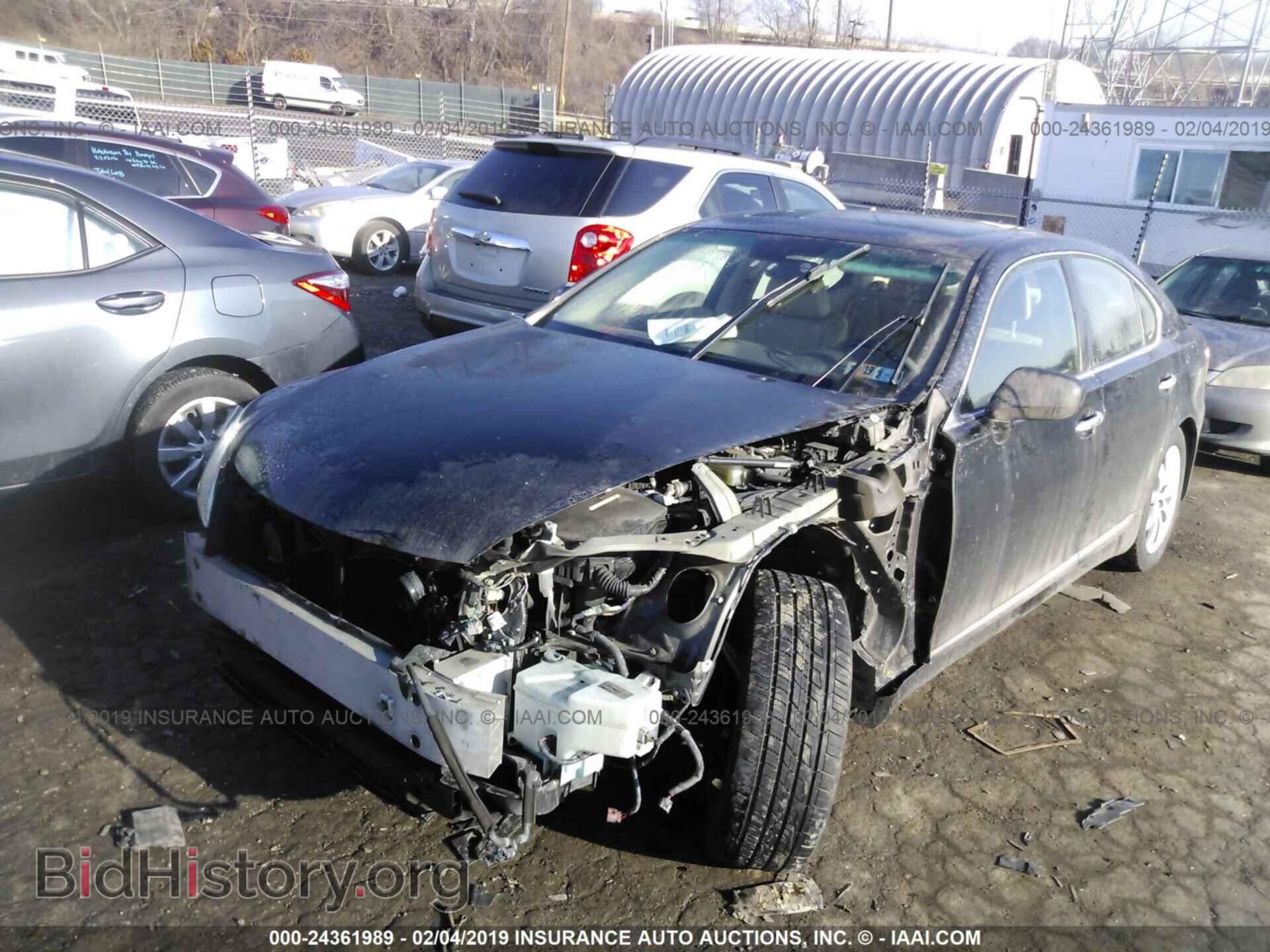 2007 LEXUS LS - VIN: JTHBL46FX75043842 - Photo 2