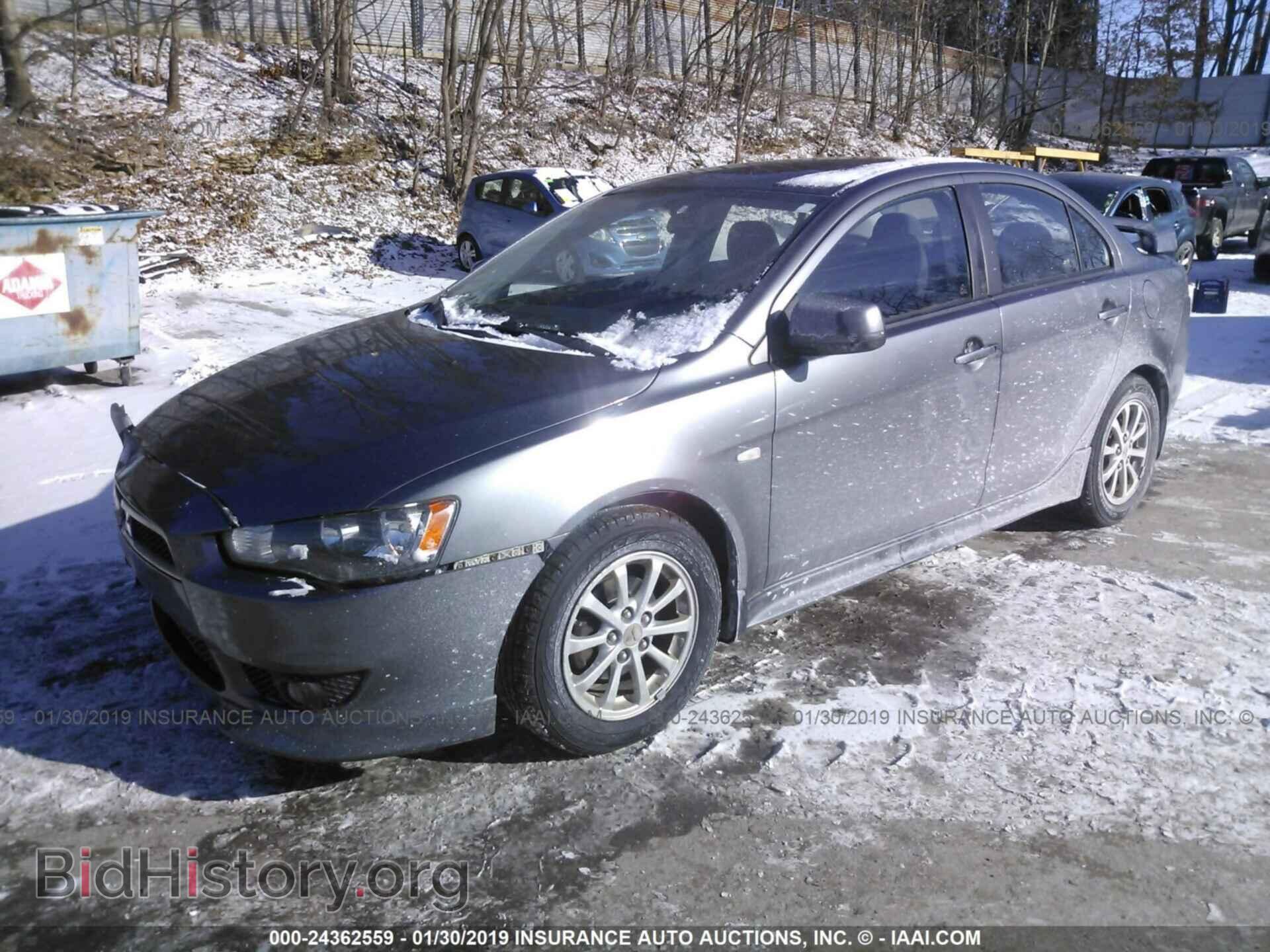 2010 MITSUBISHI LANCER - VIN: JA32U2FU5AU000863 - Фото 2