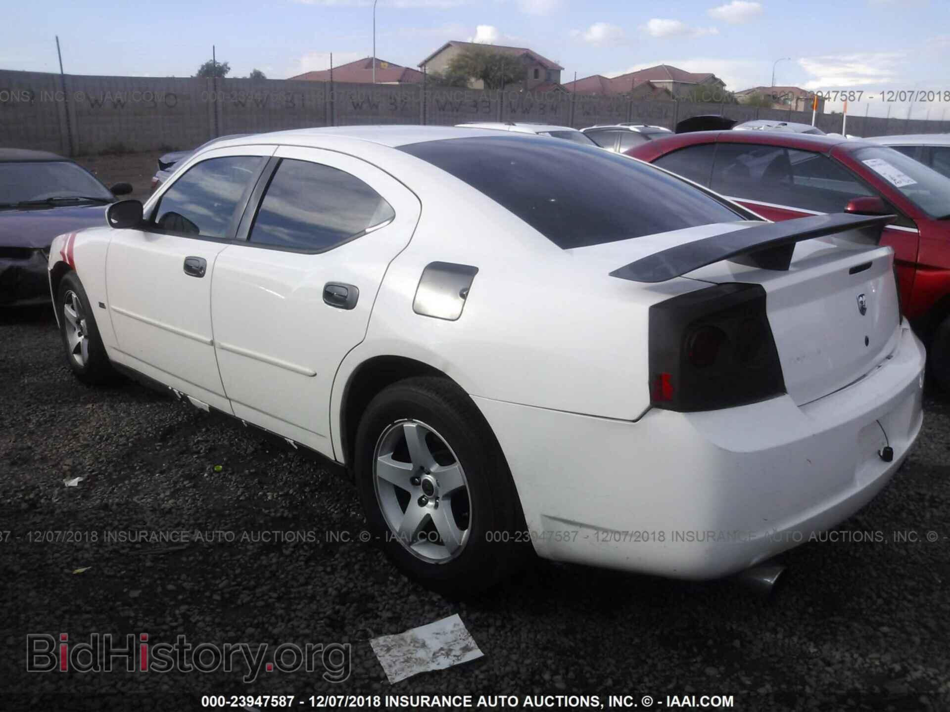 2010 DODGE CHARGER - VIN: 2B3CA3CV8AH170463 - Фото 3