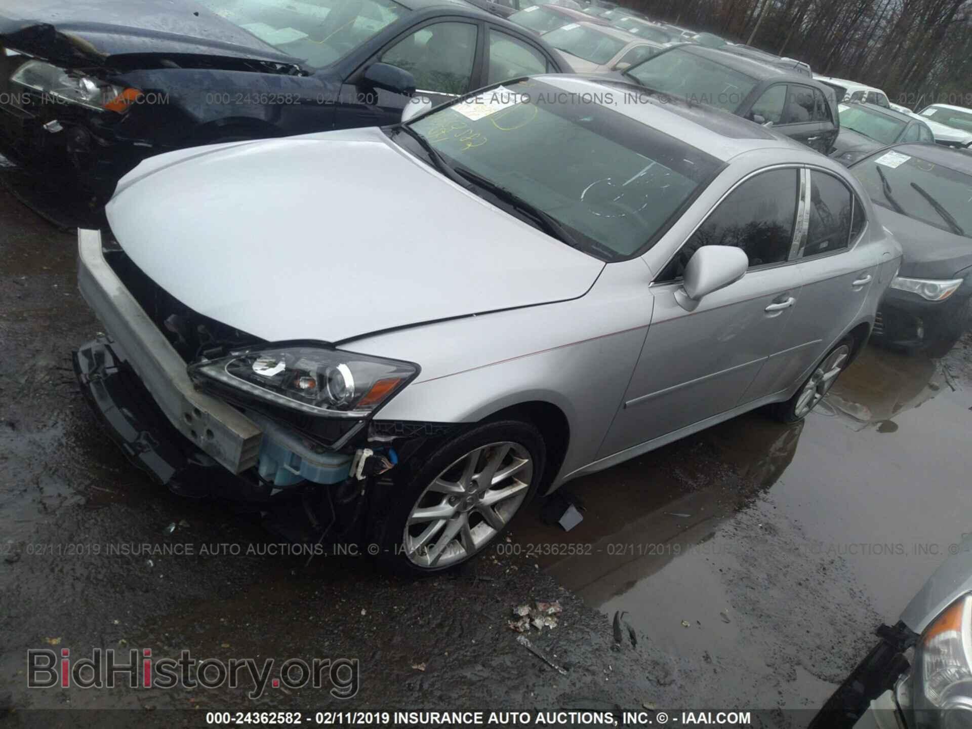 2013 LEXUS IS - VIN: JTHCF5C2XD5061739 - Photo 2
