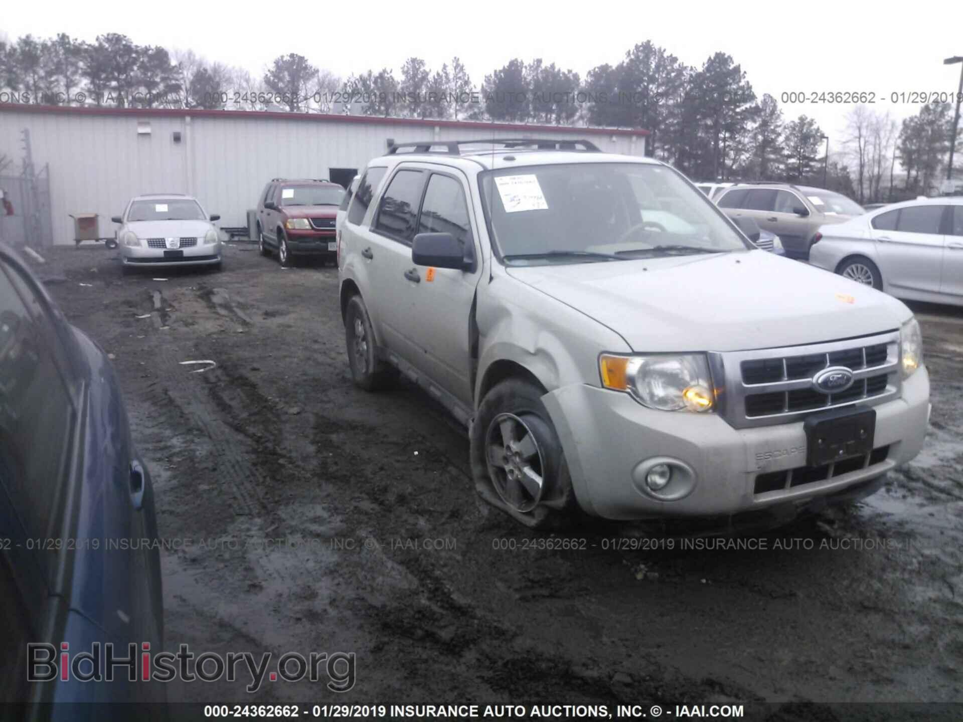 Фотография 1FMCU93779KB28103 - FORD ESCAPE 2009