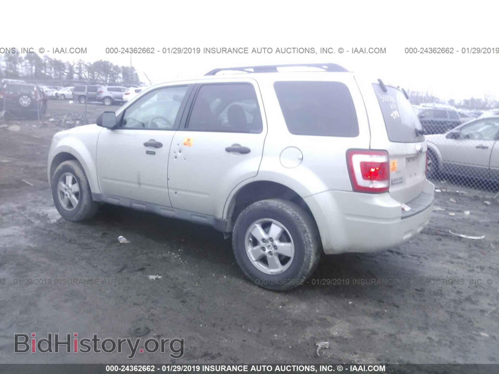 2009 FORD ESCAPE - VIN: 1FMCU93779KB28103 - Фото 3