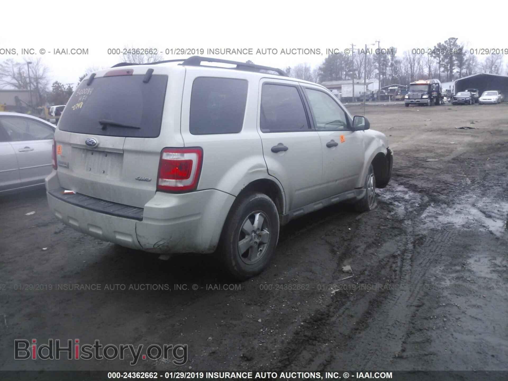 2009 FORD ESCAPE - VIN: 1FMCU93779KB28103 - Фото 4