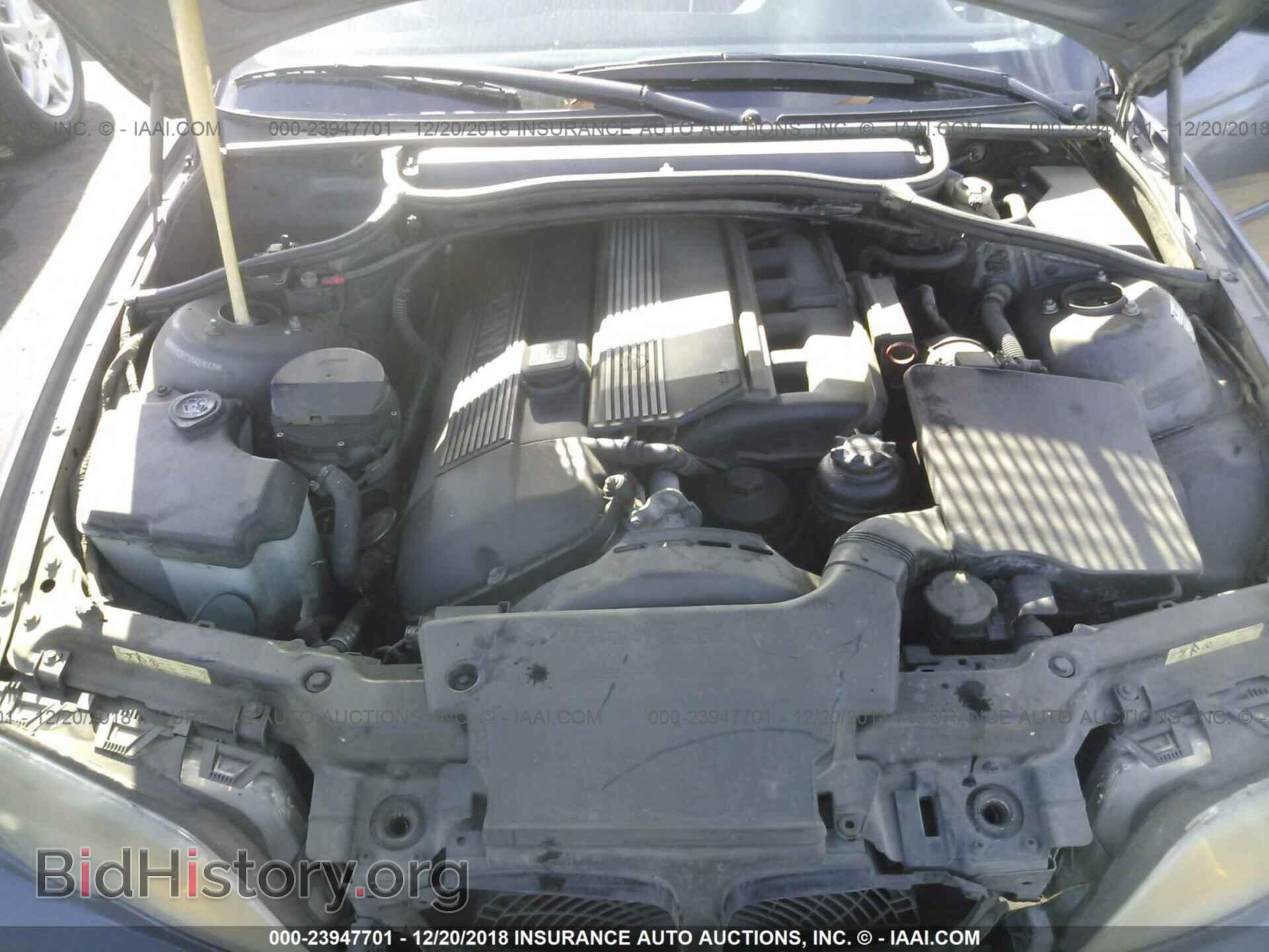 2003 BMW 330 - VIN: WBAEV53473KM27443 - Фото 10
