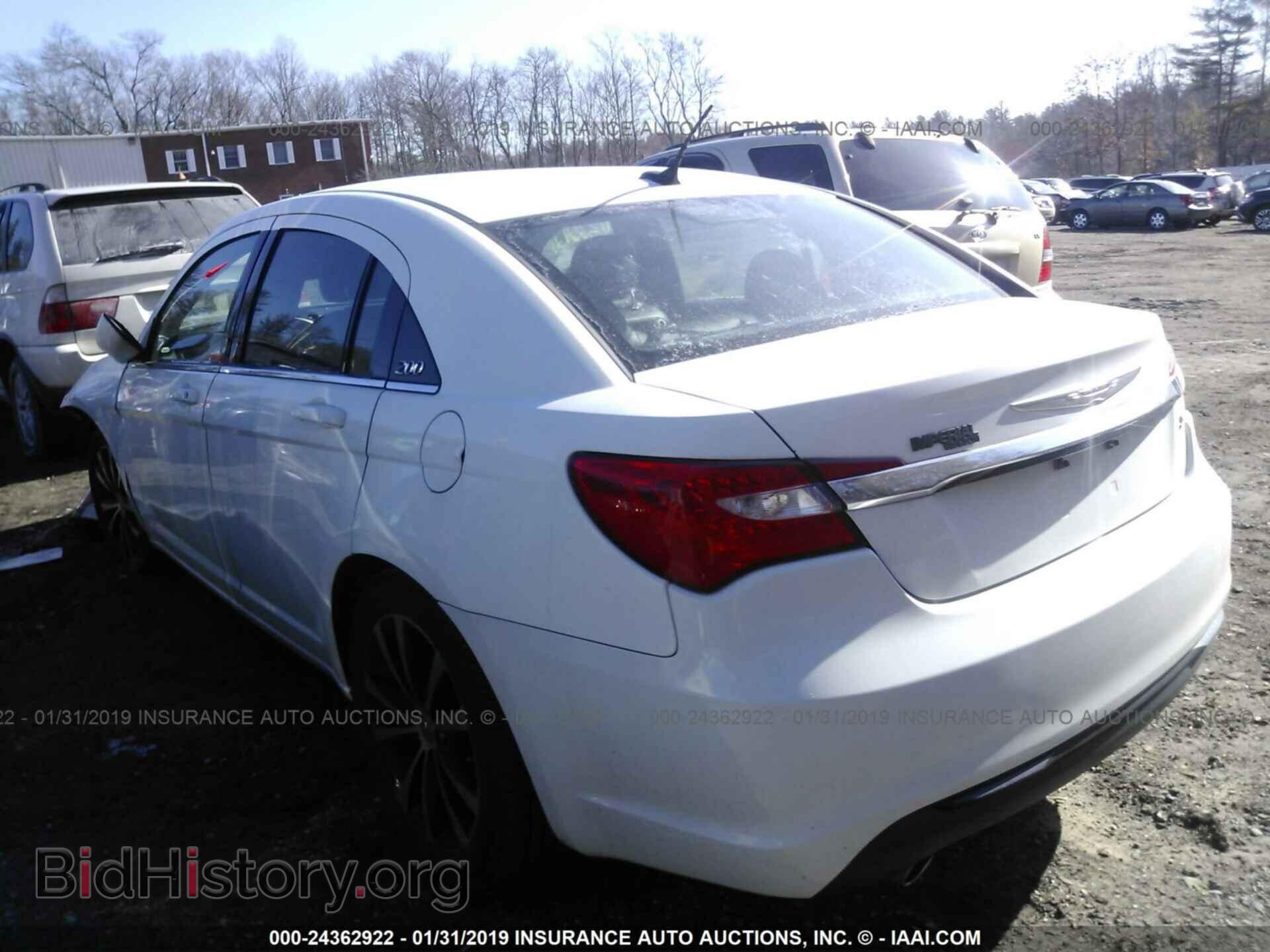 2013 CHRYSLER 200 - VIN: 1C3CCBCG6DN634841 - Фото 3