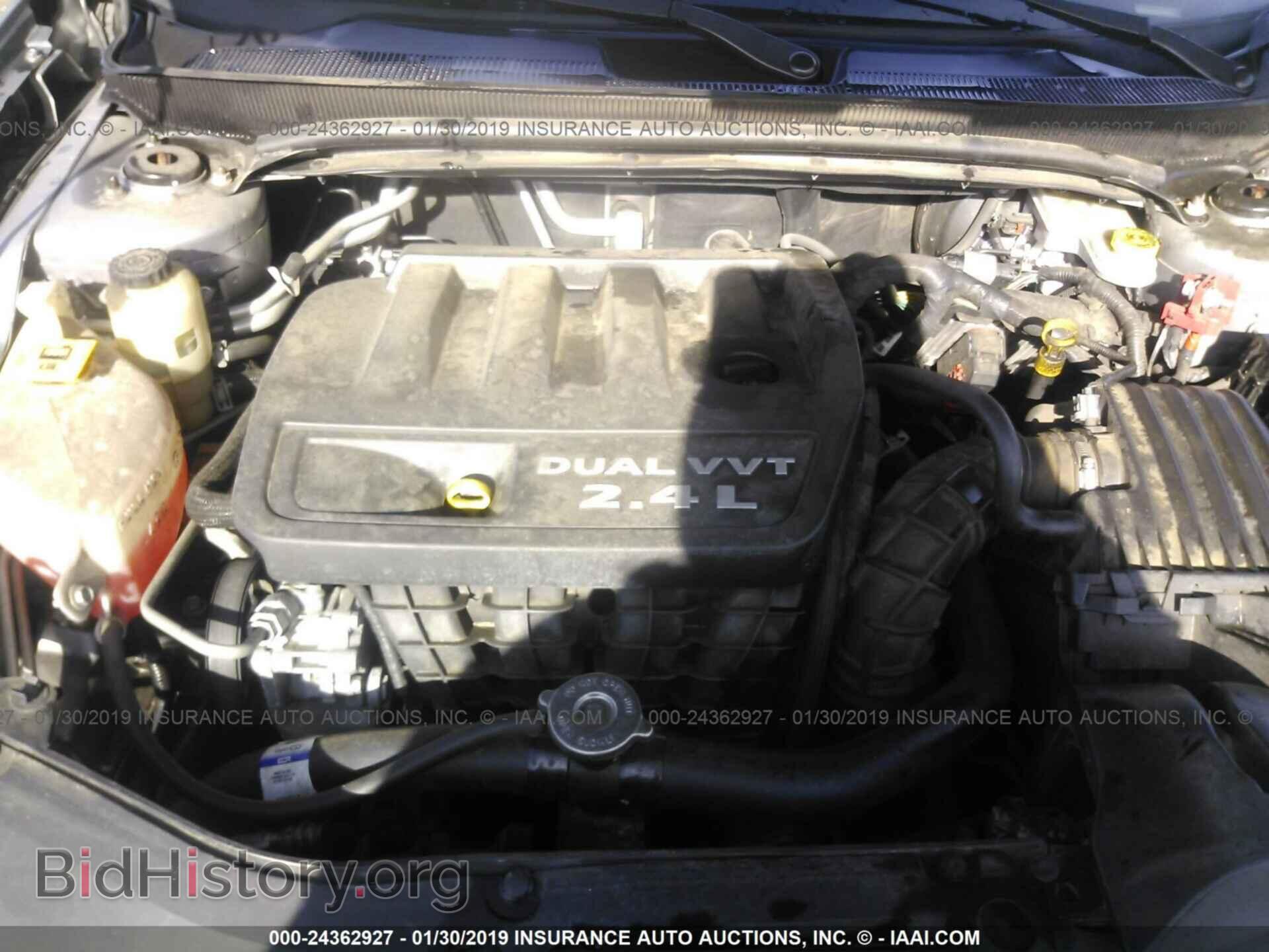 2014 CHRYSLER 200 - VIN: 1C3CCBAB3EN142440 - Фото 10