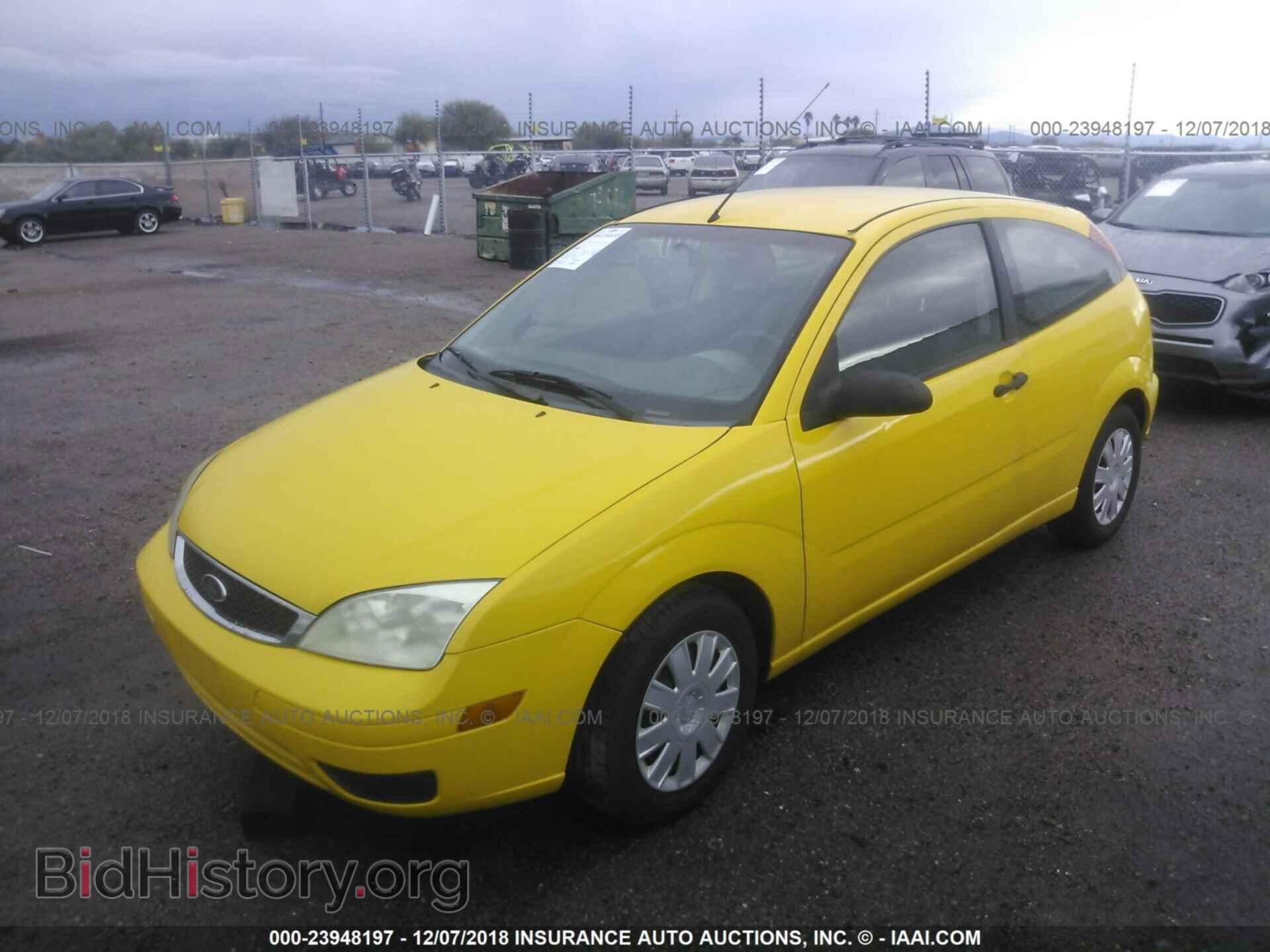 2006 FORD FOCUS - VIN: 1FAFP31N76W141385 - Фото 2