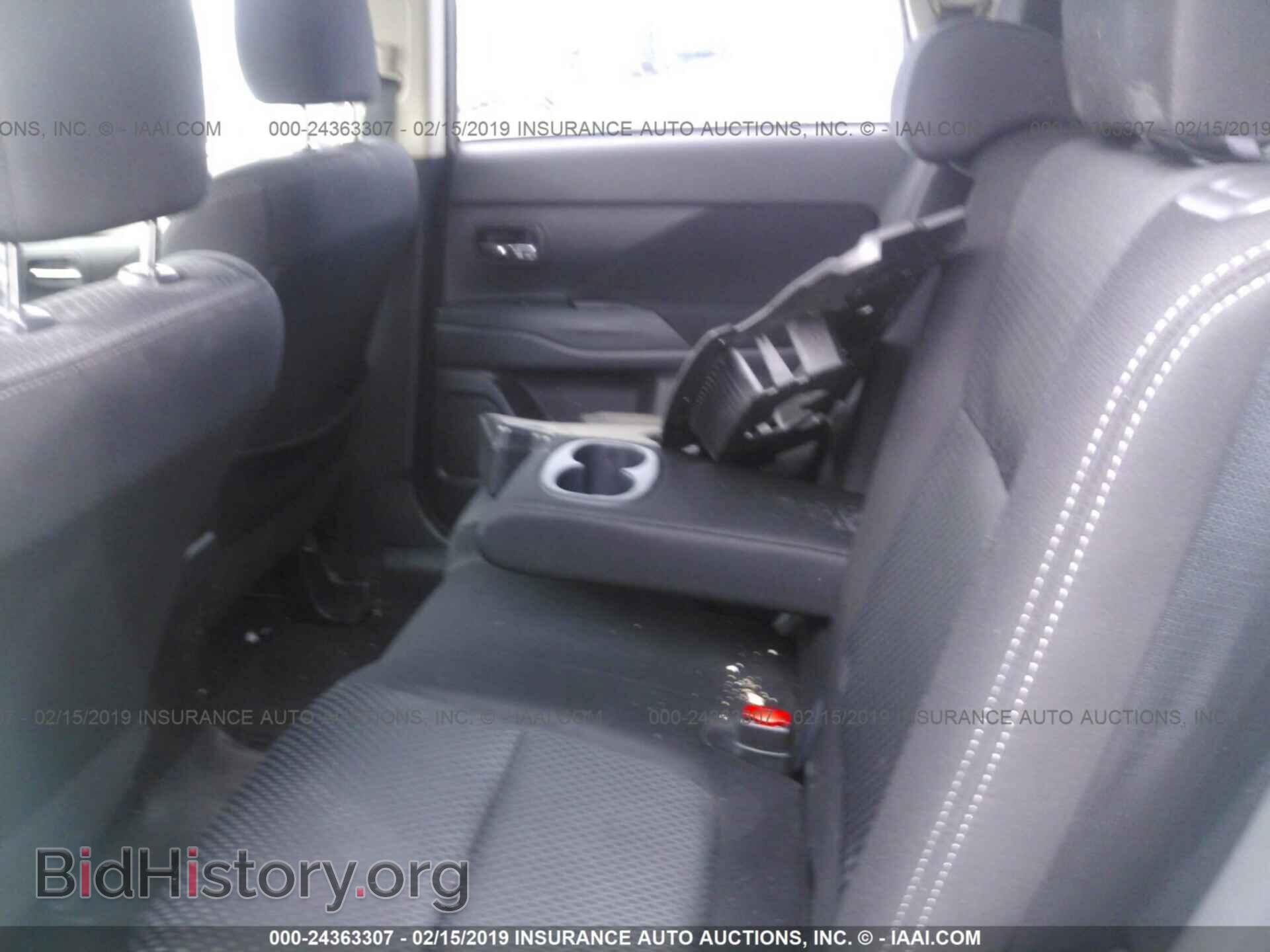 2016 MITSUBISHI OUTLANDER - VIN: JA4AD3A38GZ012626 - Фото 8