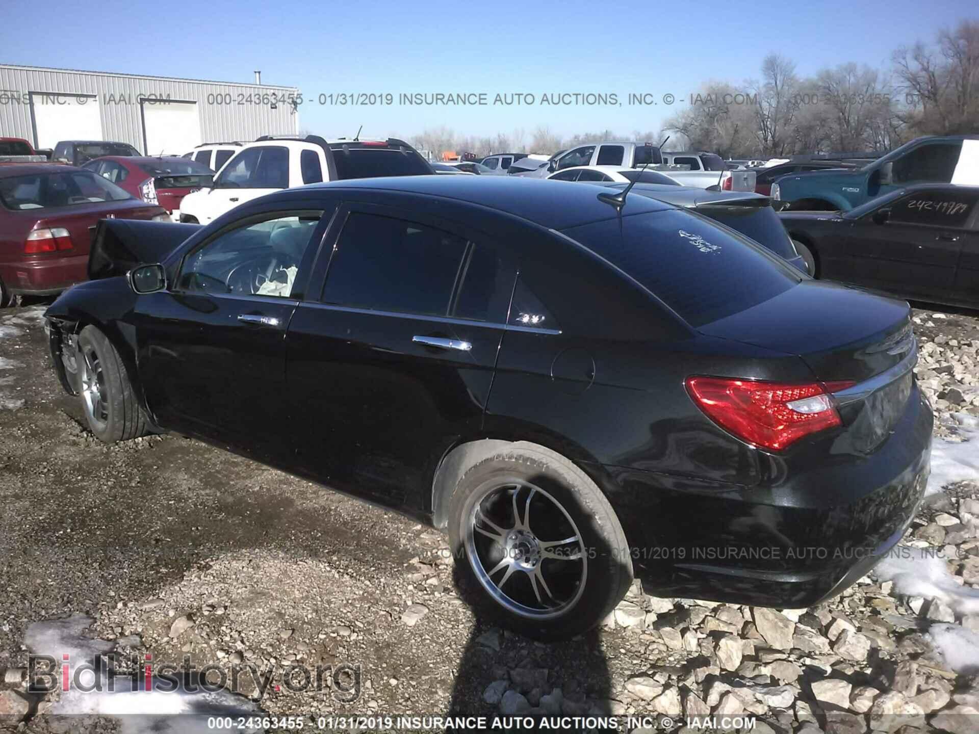 2011 CHRYSLER 200 - VIN: 1C3BC2FG7BN504412 - Photo 3