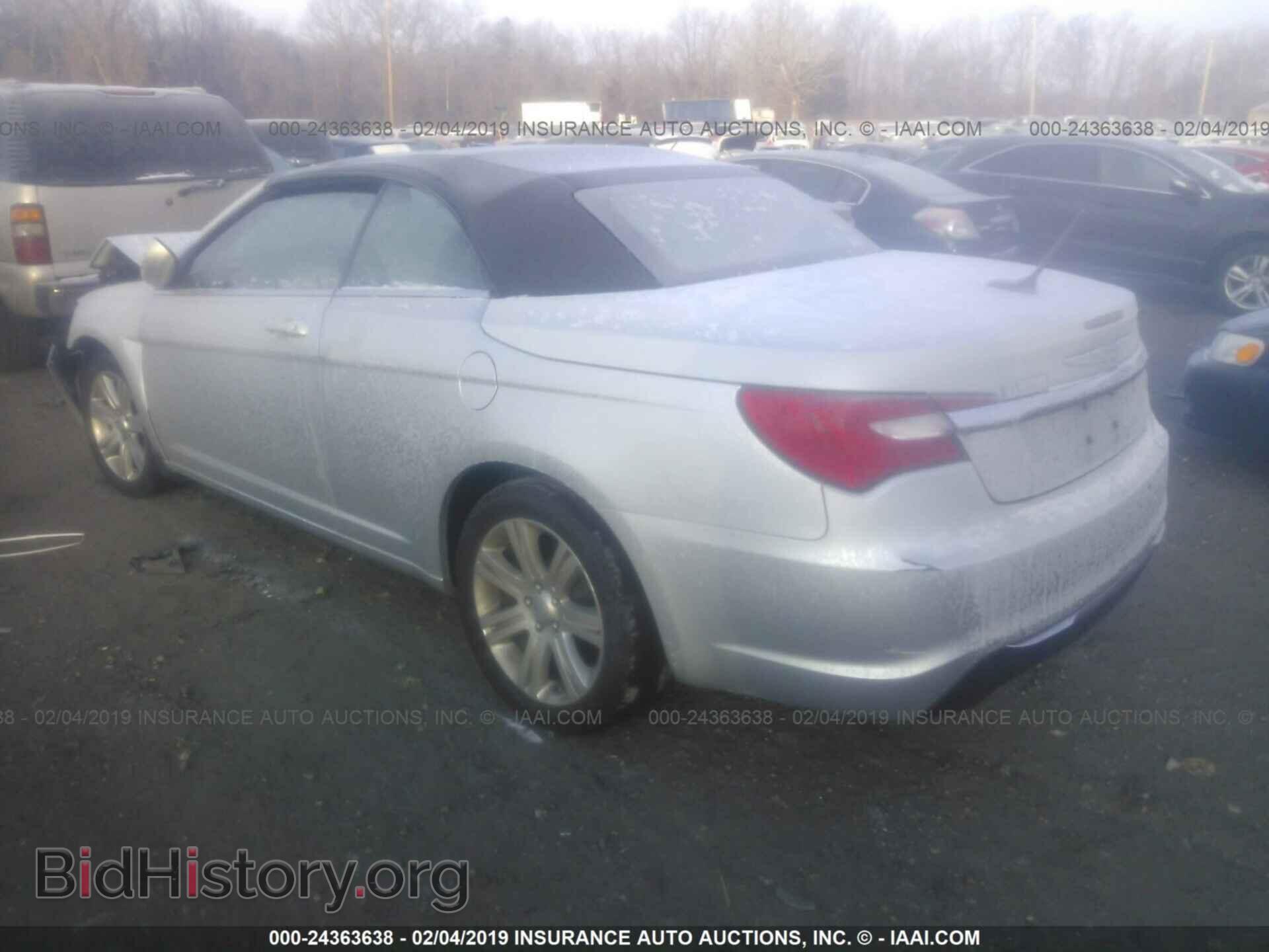 2011 CHRYSLER 200 - VIN: 1C3BC2EG8BN624463 - Фото 3