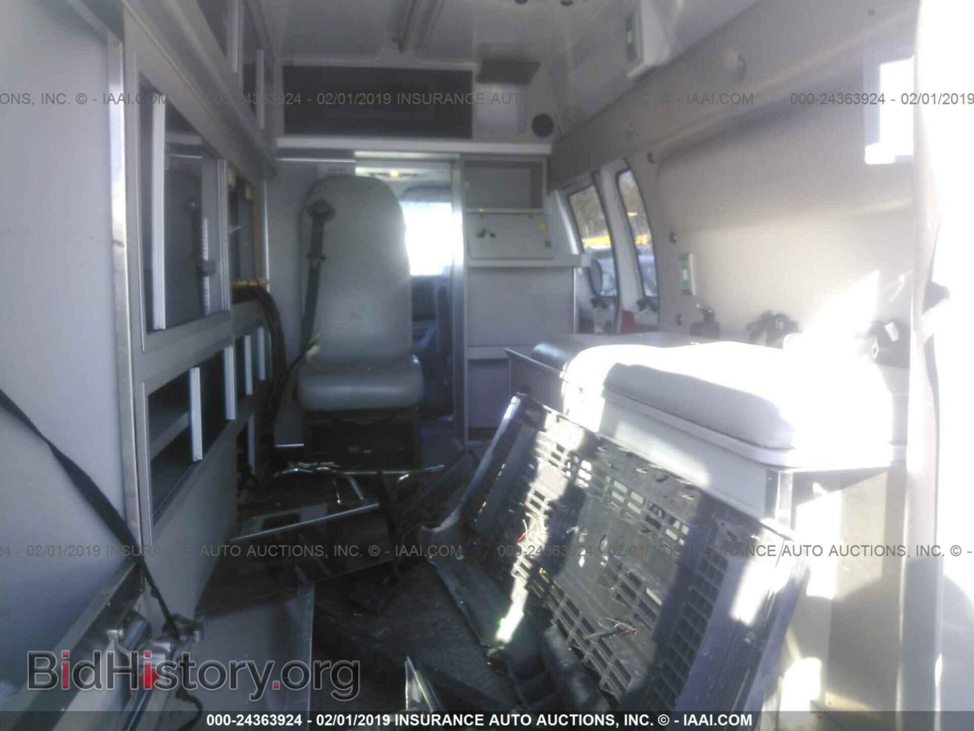 2013 FORD ECONOLINE - VIN: 1FDSS3EL0DDB15182 - Фото 8