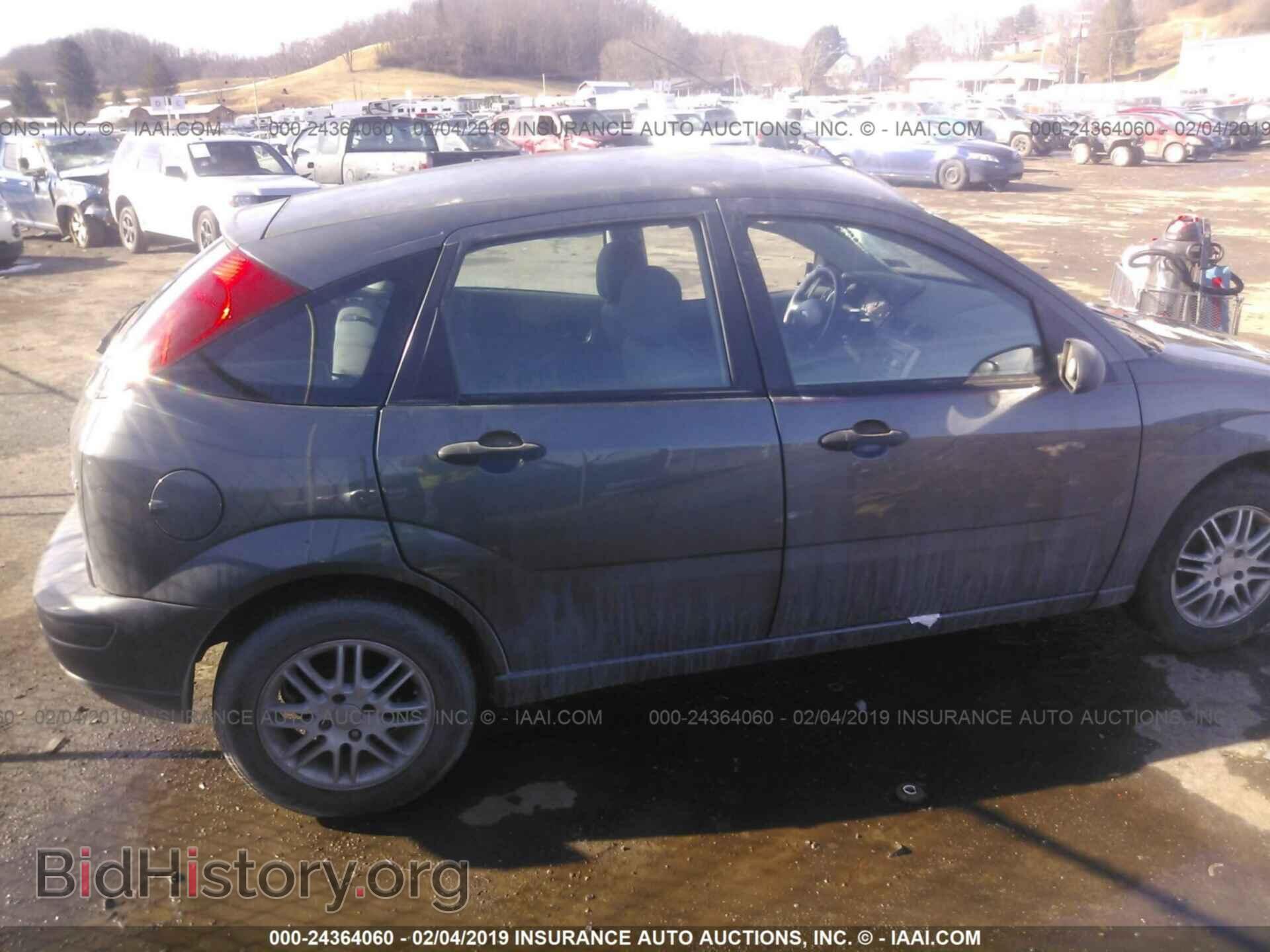 2005 FORD FOCUS - VIN: 3FAFP37N45R113746 - Фото 4
