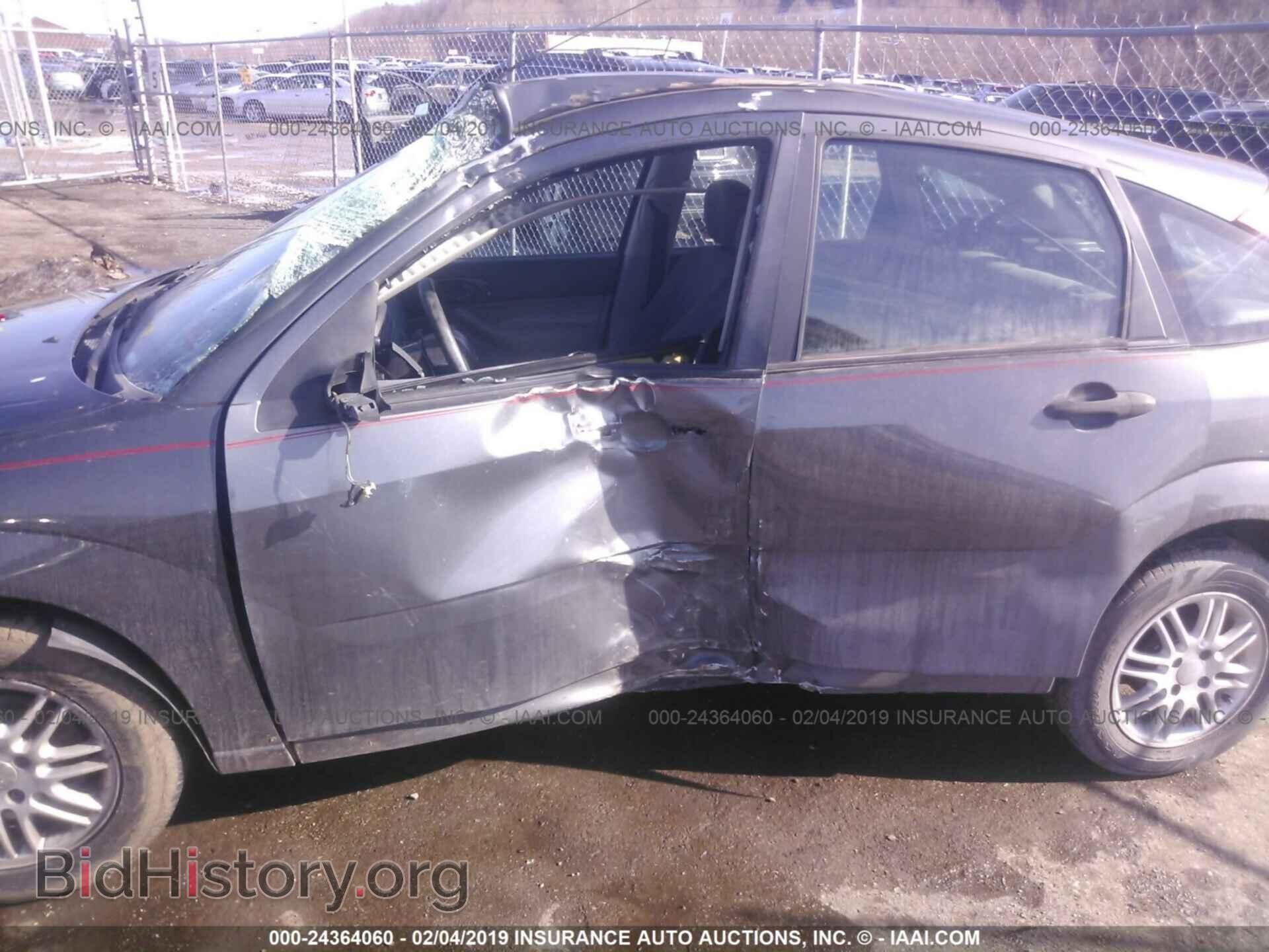 2005 FORD FOCUS - VIN: 3FAFP37N45R113746 - Фото 6