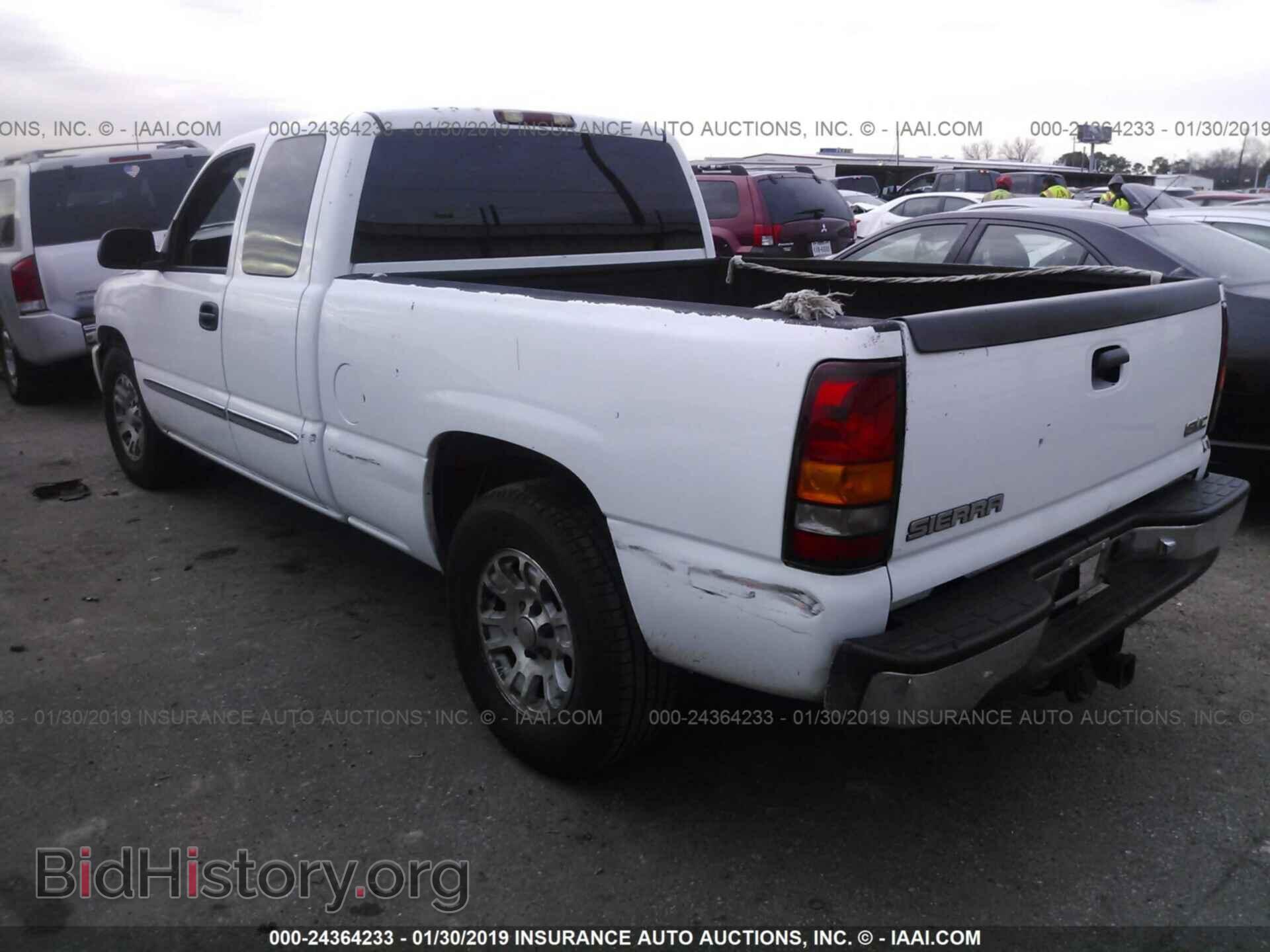 2005 GMC NEW SIERRA - VIN: 2GTEC19T951142083 - Фото 3