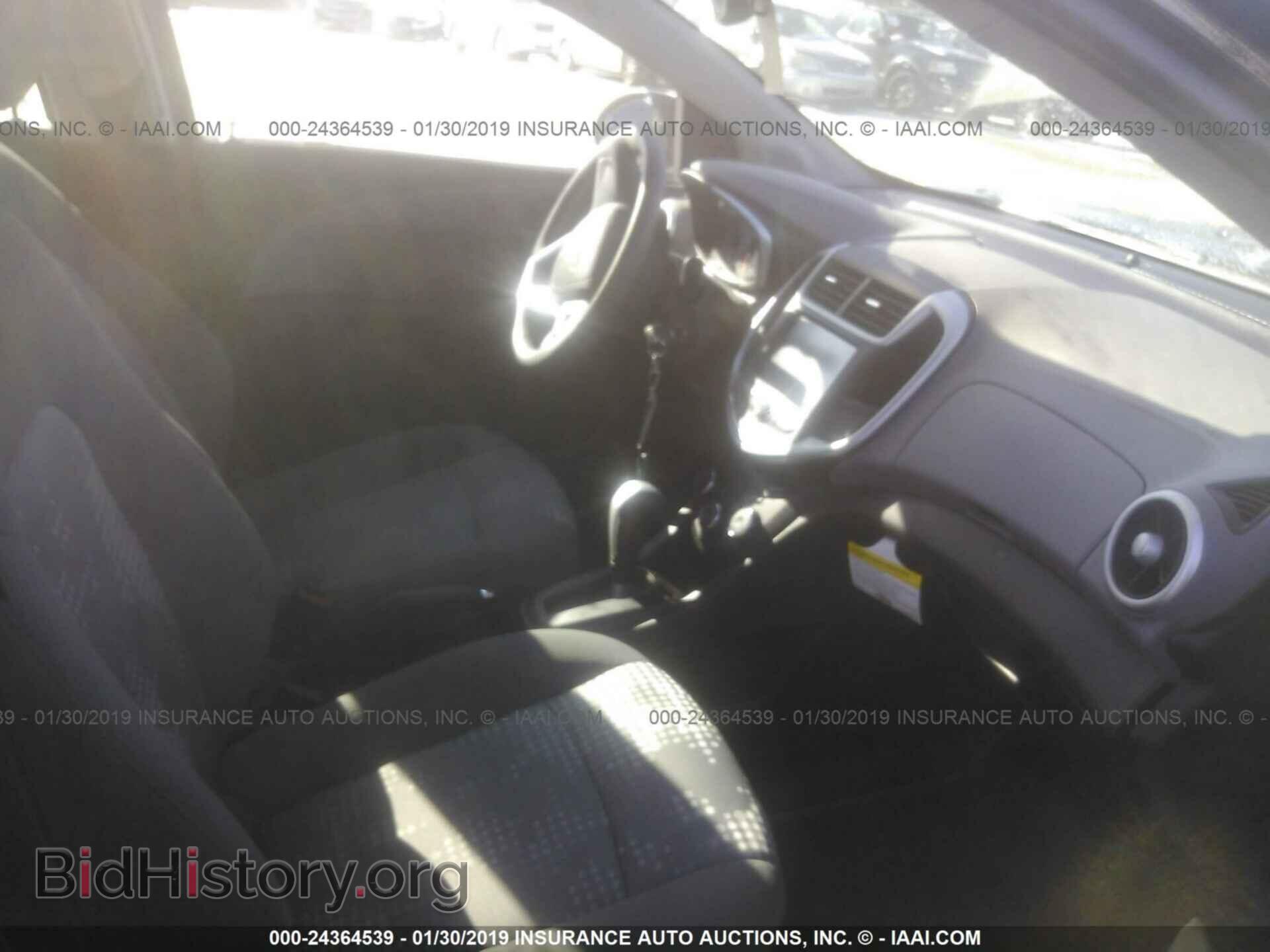 2017 CHEVROLET SONIC - VIN: 1G1JB5SH7H4166429 - Фото 5