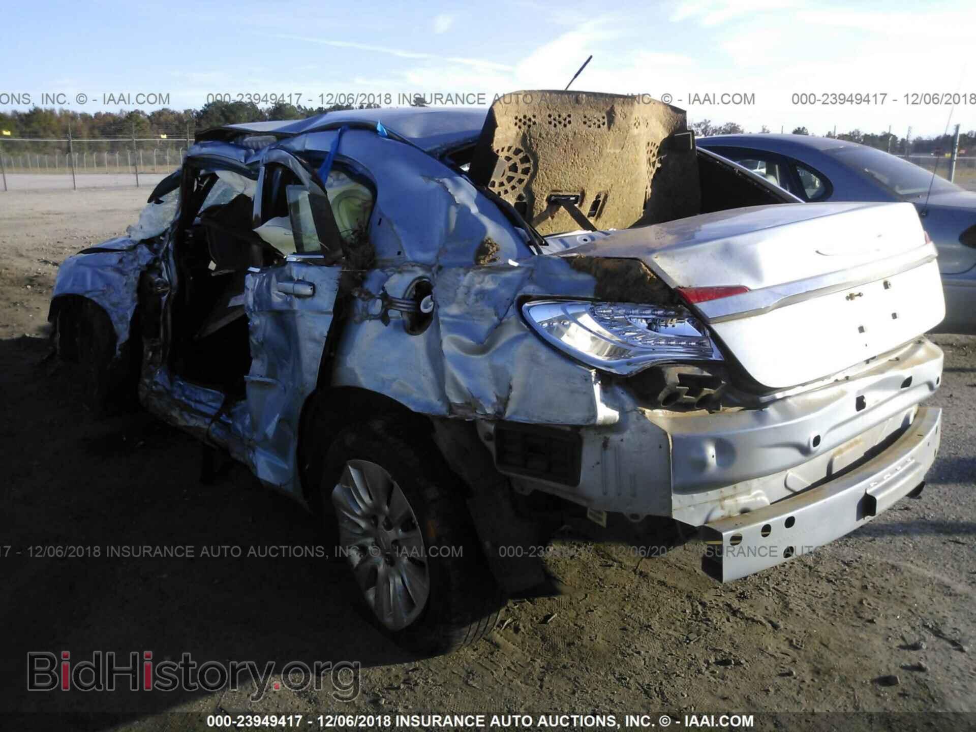 2013 CHRYSLER 200 - VIN: 1C3CCBAB7DN568596 - Photo 3