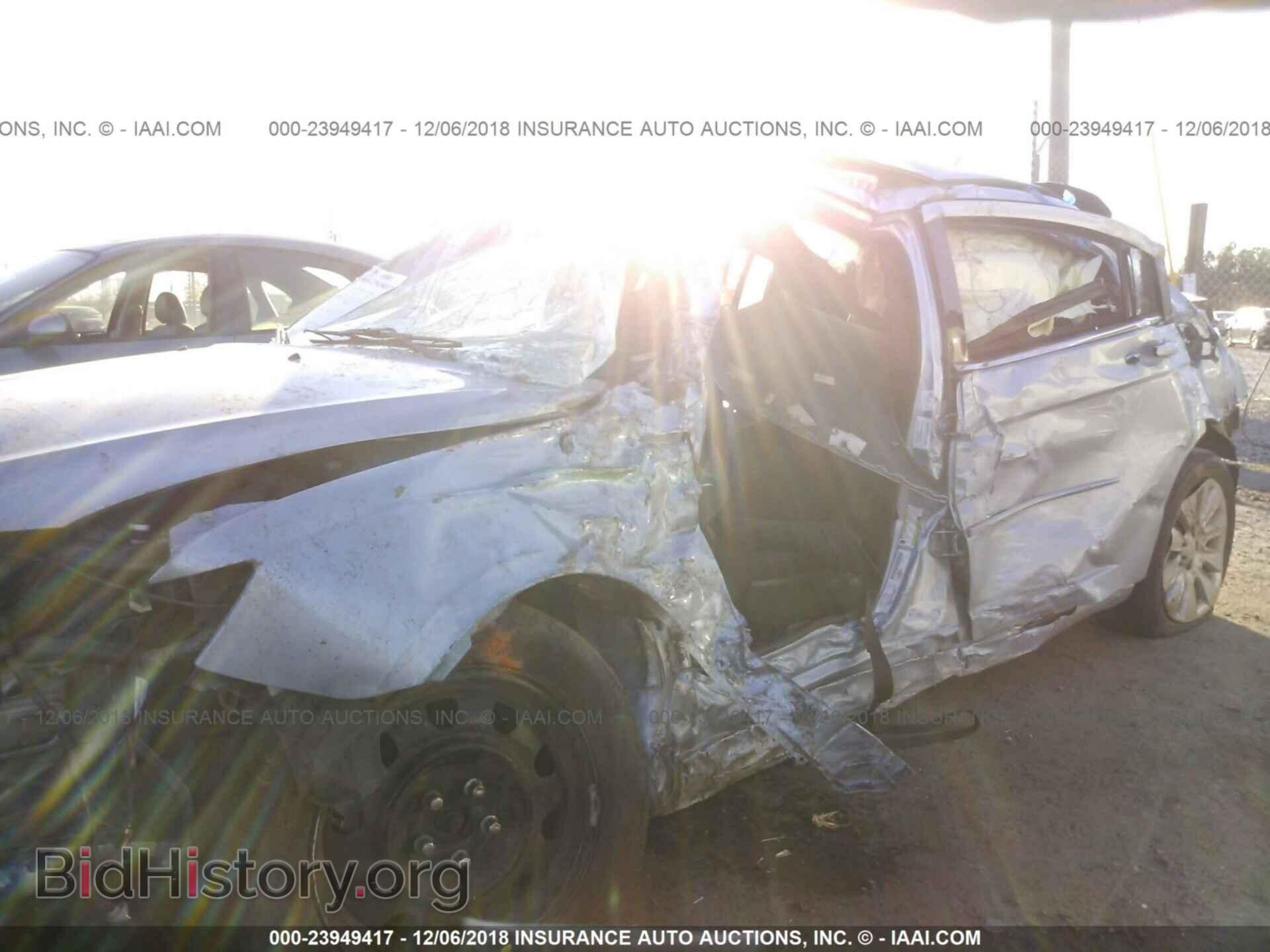 2013 CHRYSLER 200 - VIN: 1C3CCBAB7DN568596 - Photo 6