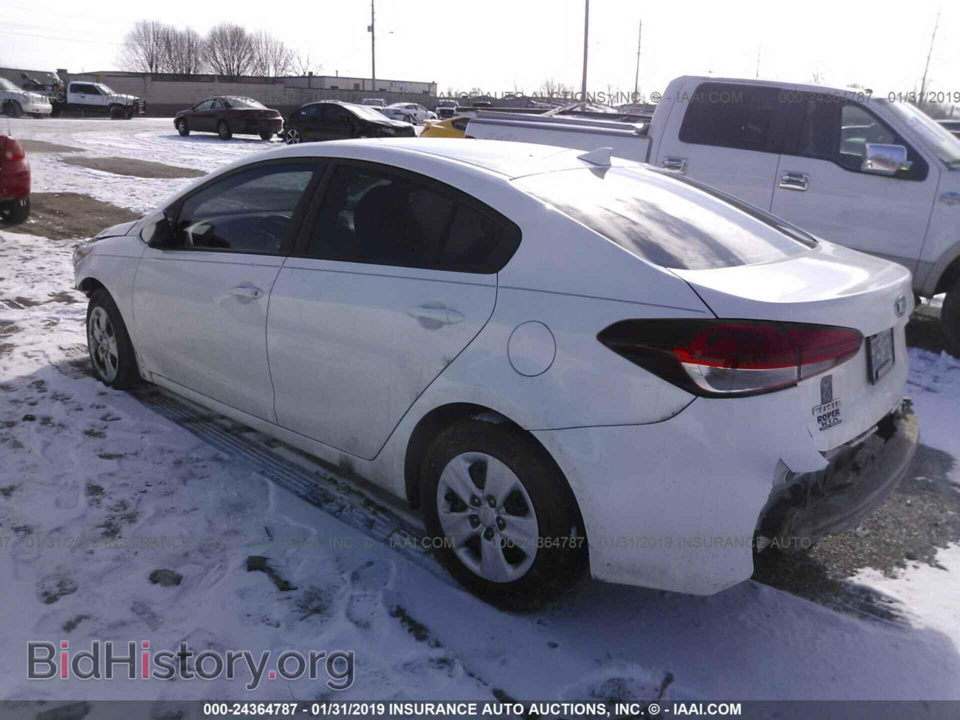 2017 KIA FORTE - VIN: 3KPFK4A74HE048126 - Фото 3