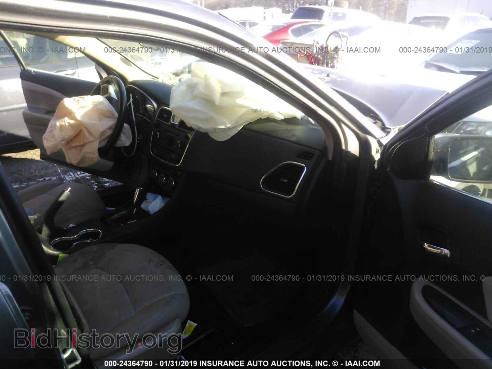 2012 CHRYSLER 200 - VIN: 1C3CCBBB5CN160322 - Photo 5