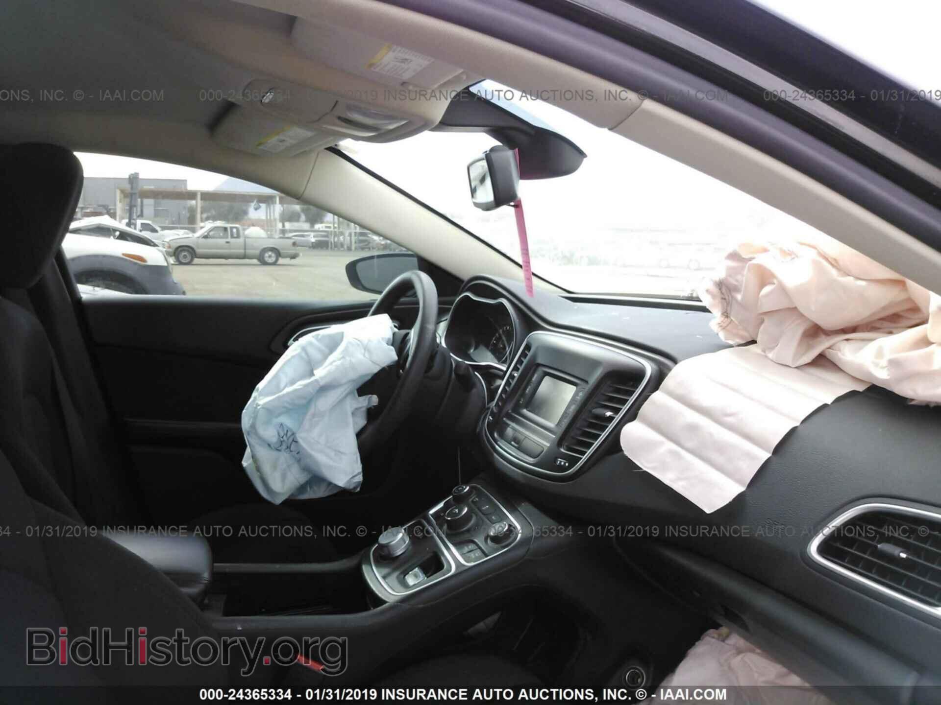 2016 CHRYSLER 200 - VIN: 1C3CCCAB6GN113278 - Photo 5