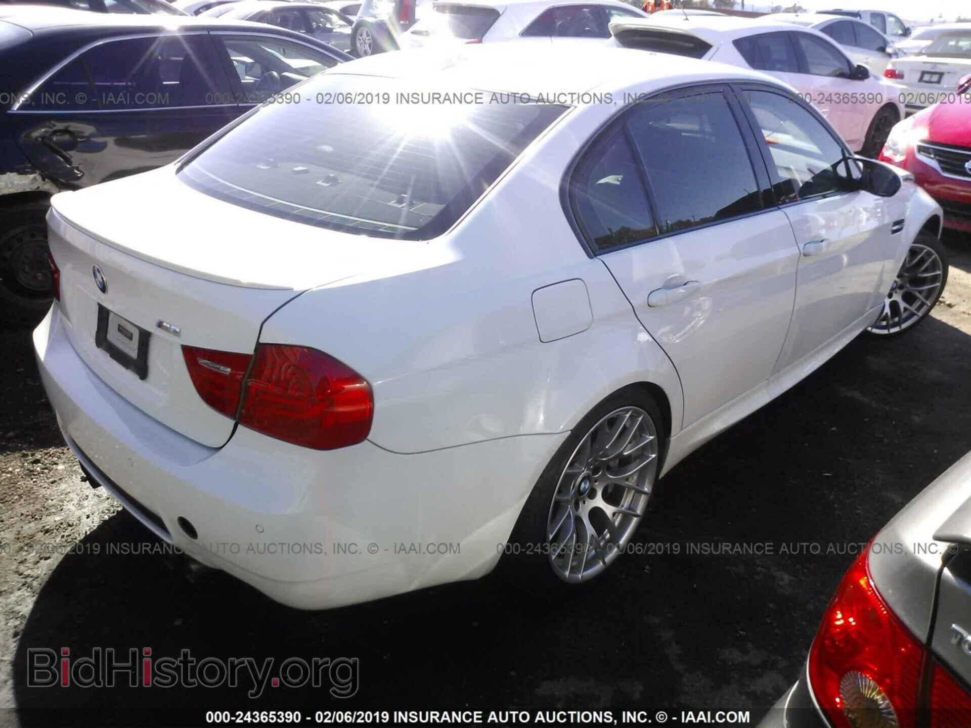 2011 BMW M3 - VIN: WBSPM9C59BE203899 - Фото 4