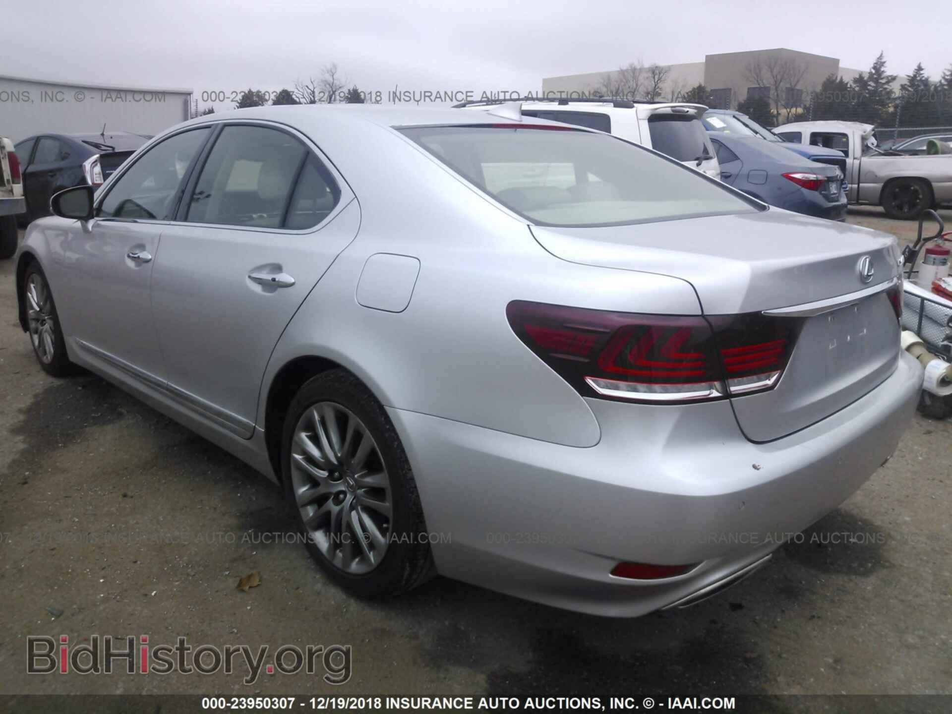 2017 LEXUS LS - VIN: JTHBL5EFXH5146316 - Фото 3