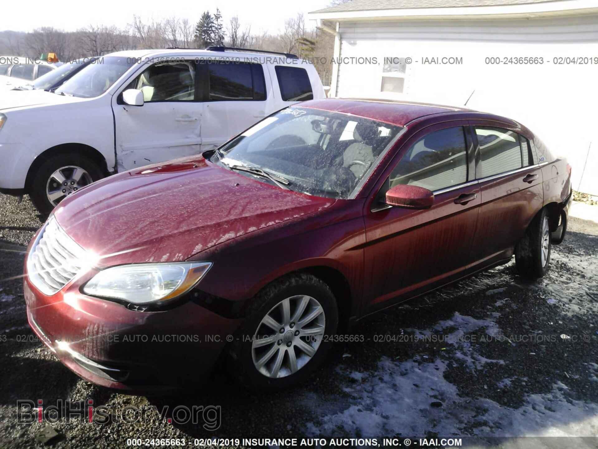 2013 CHRYSLER 200 - VIN: 1C3CCBBB8DN593621 - Photo 2
