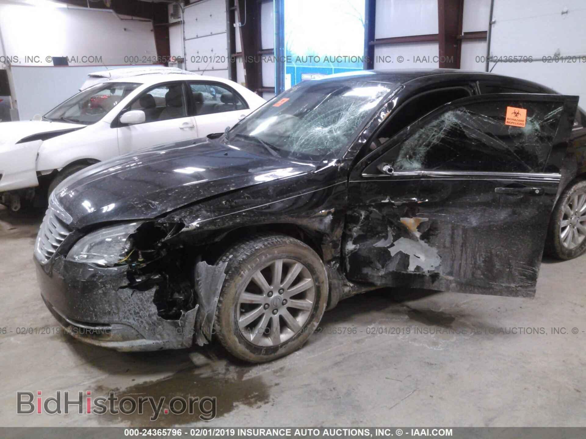 2012 CHRYSLER 200 - VIN: 1C3CCBBB4CN278300 - Фото 6