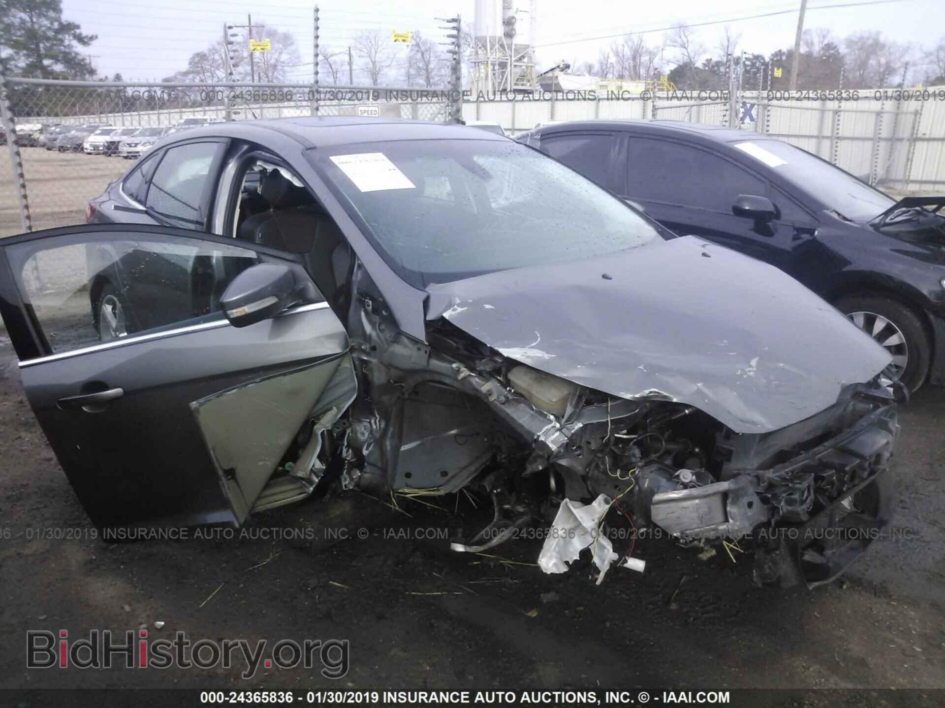 Photo 1FAHP3J29CL473162 - FORD FOCUS 2012