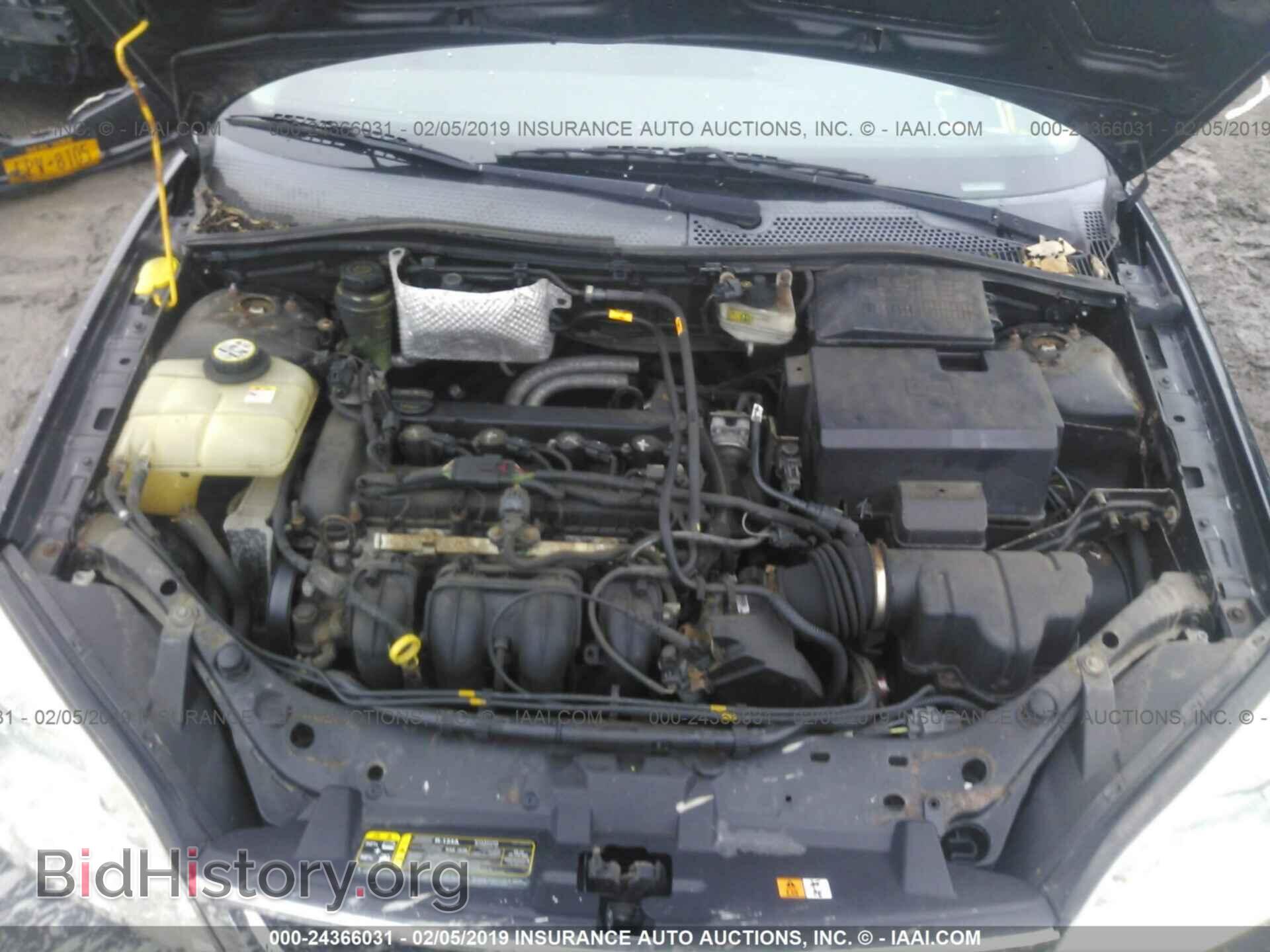 2005 FORD FOCUS - VIN: 3FAFP31N95R156567 - Photo 10