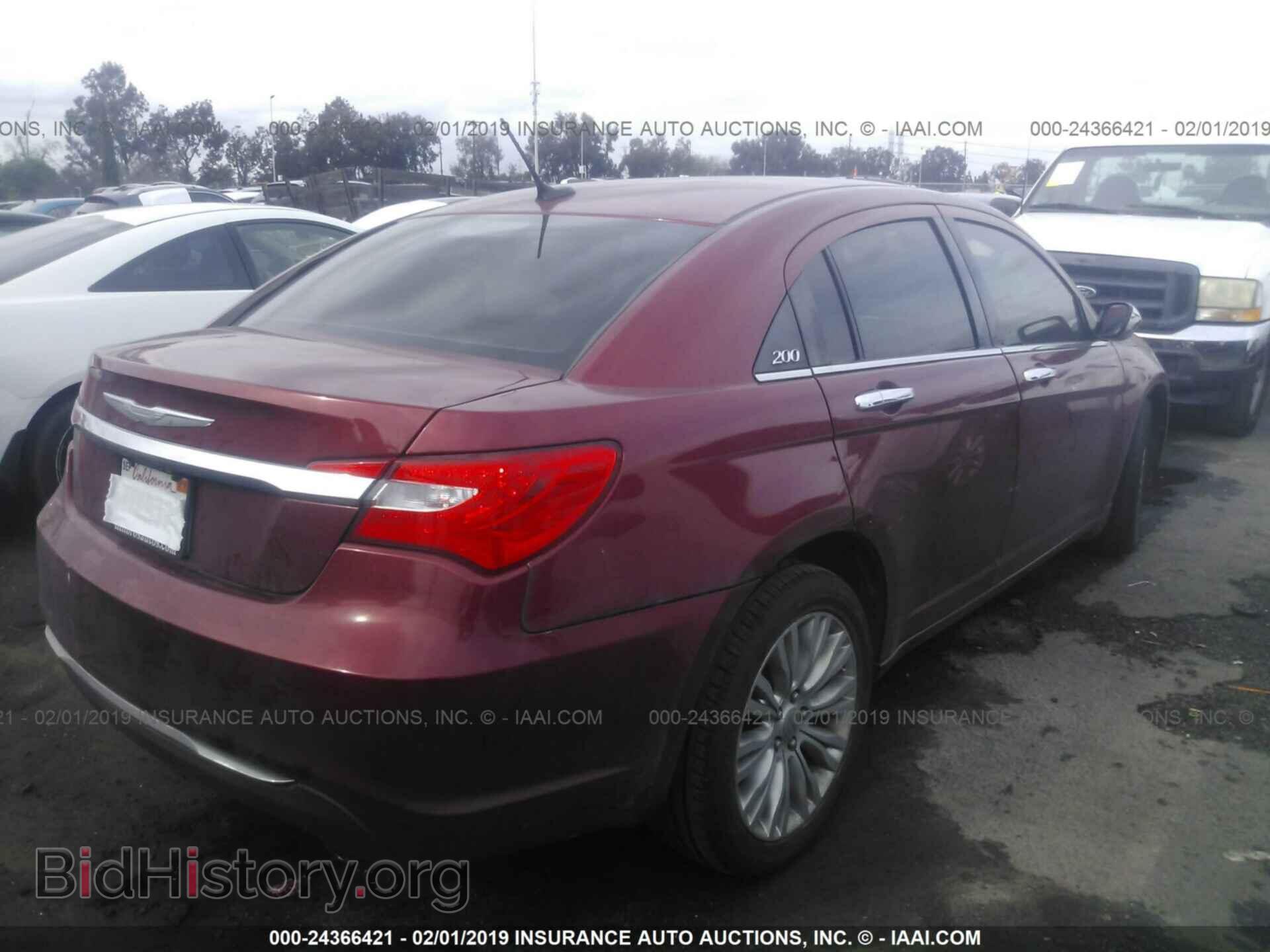 2012 CHRYSLER 200 - VIN: 1C3CCBCG5CN107131 - Фото 4